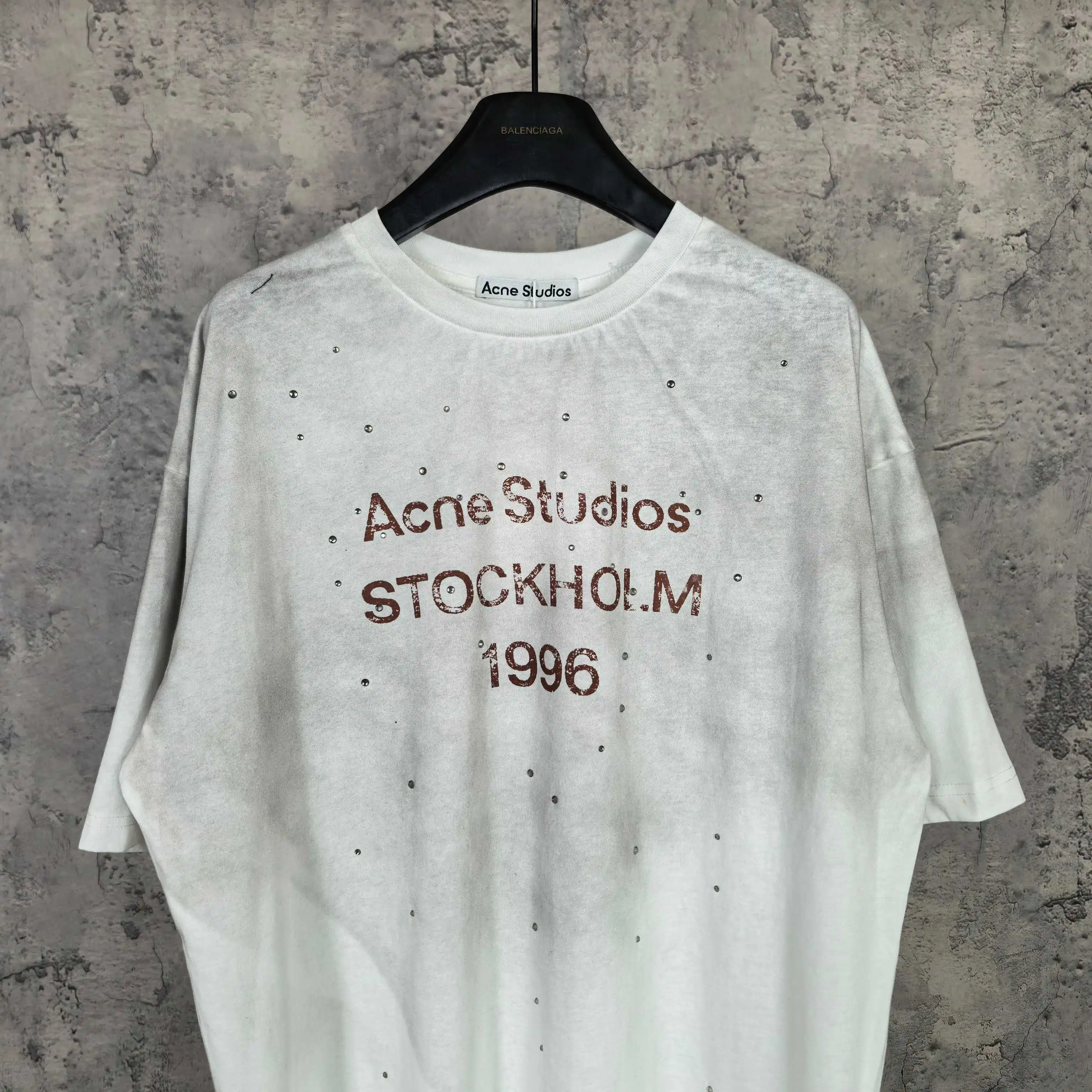 1996 Logo Rhinestone Distressed T-Shirt D14523233 — view 3