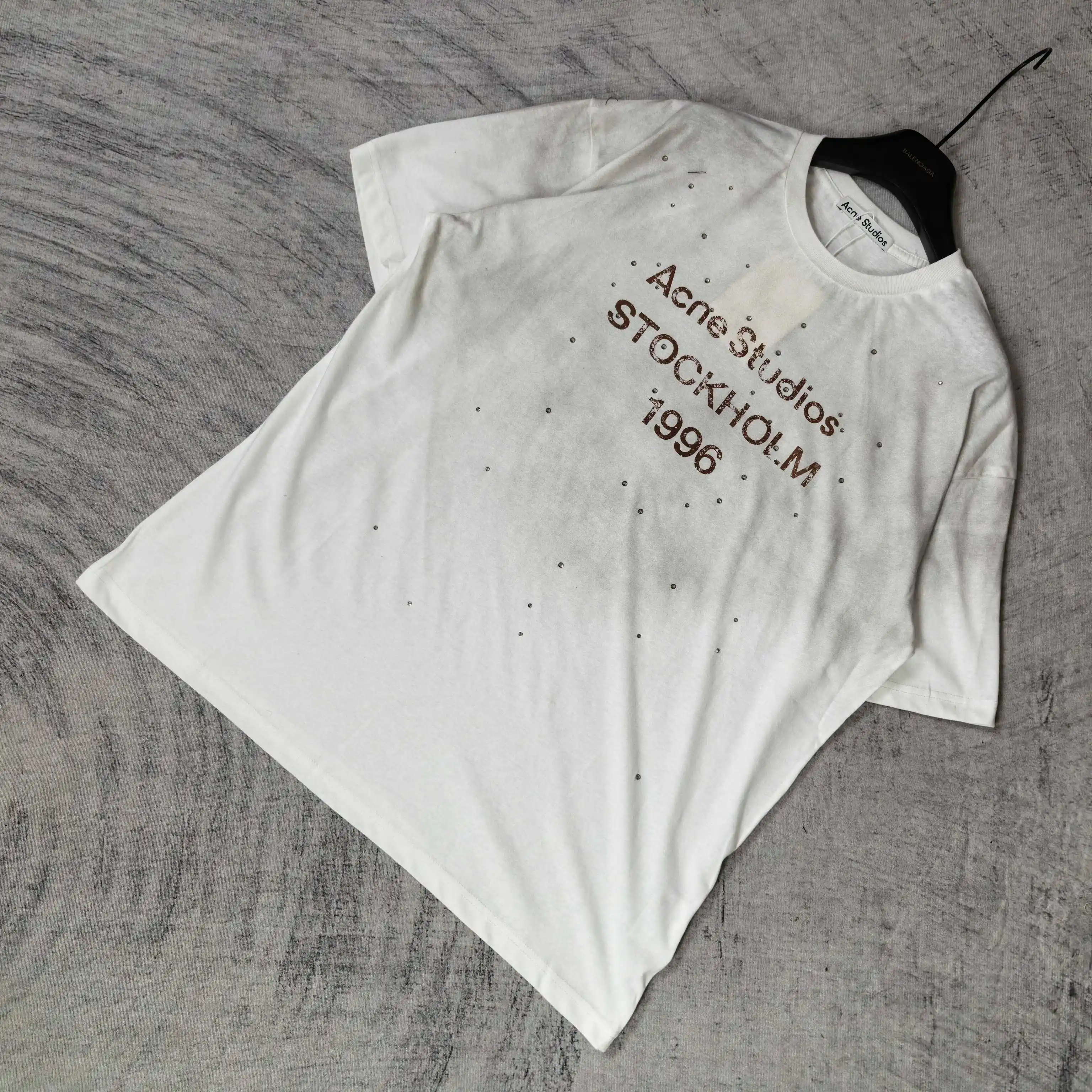 1996 Logo Rhinestone Distressed T-Shirt D14523233 — view 4