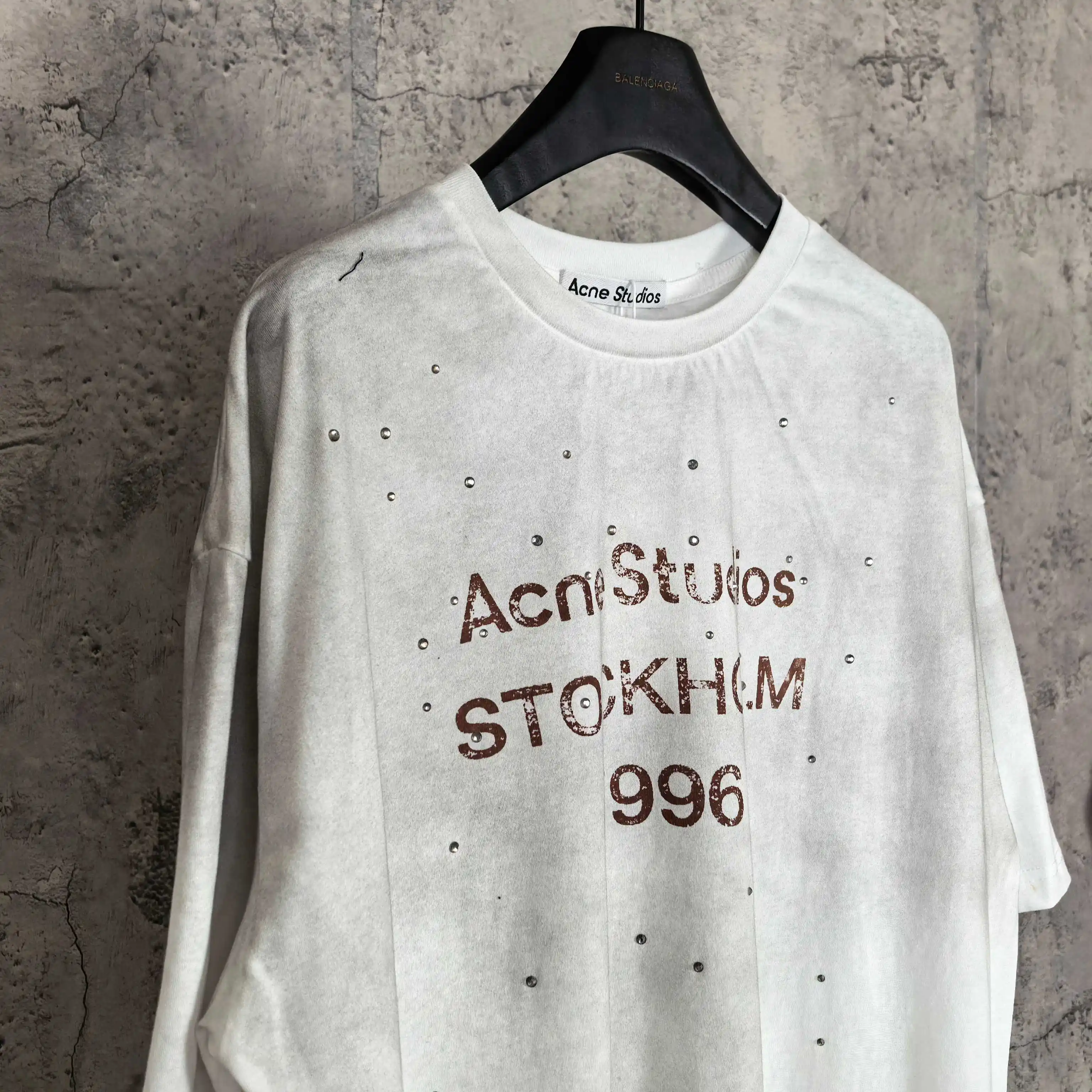 1996 Logo Rhinestone Distressed T-Shirt D14523233 — view 7