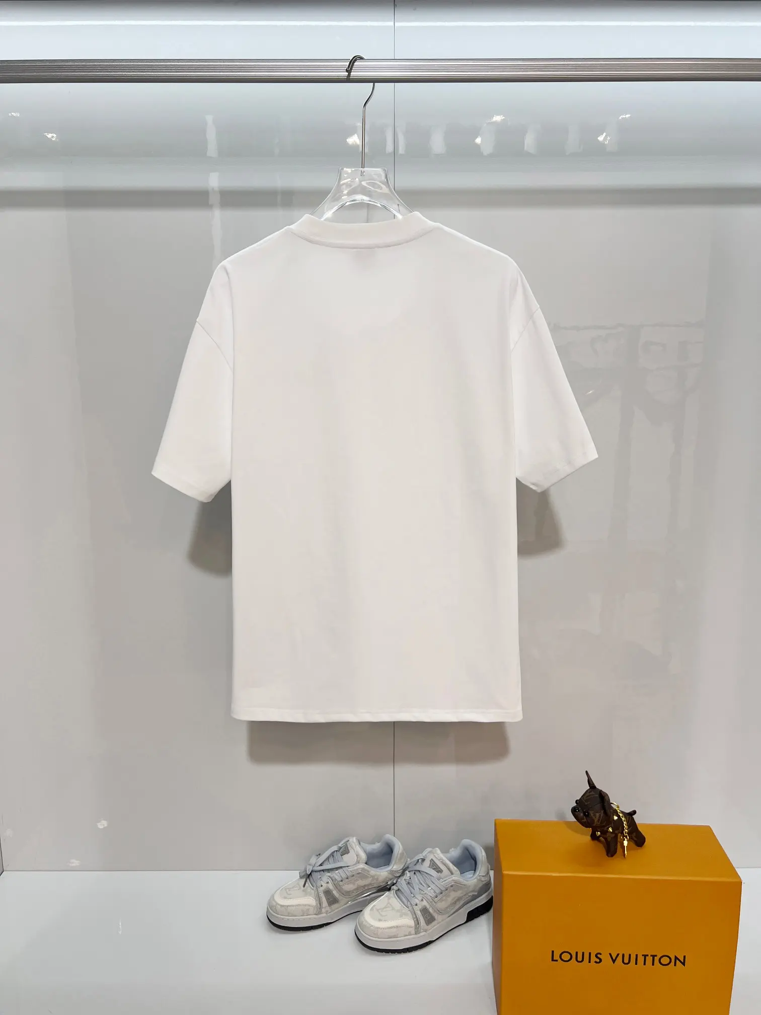 Logo-Embroidered Pocket T-Shirt D18014531 — view 2