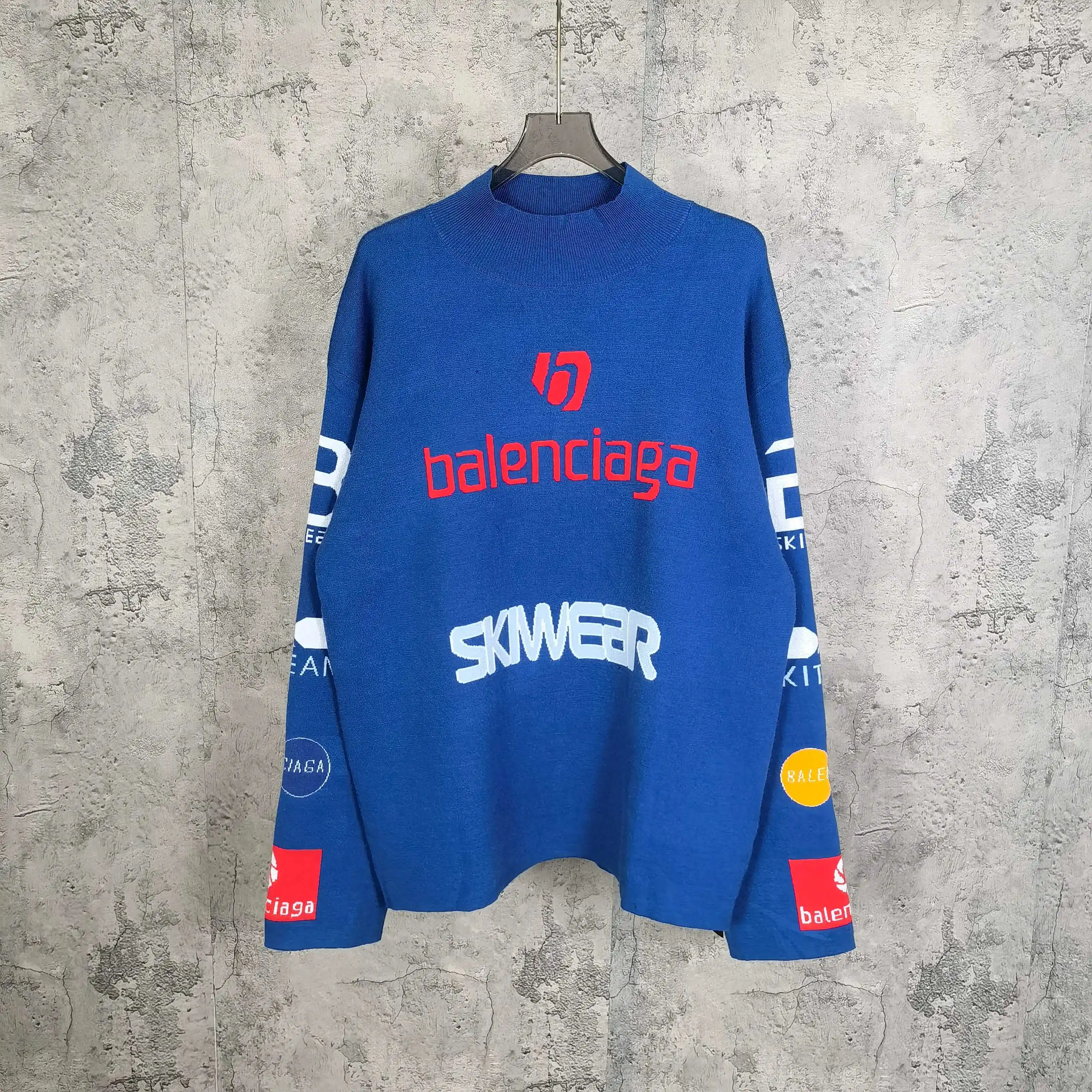 Skiwear Sponsor Logo Mock-Neck Sweater D20023165