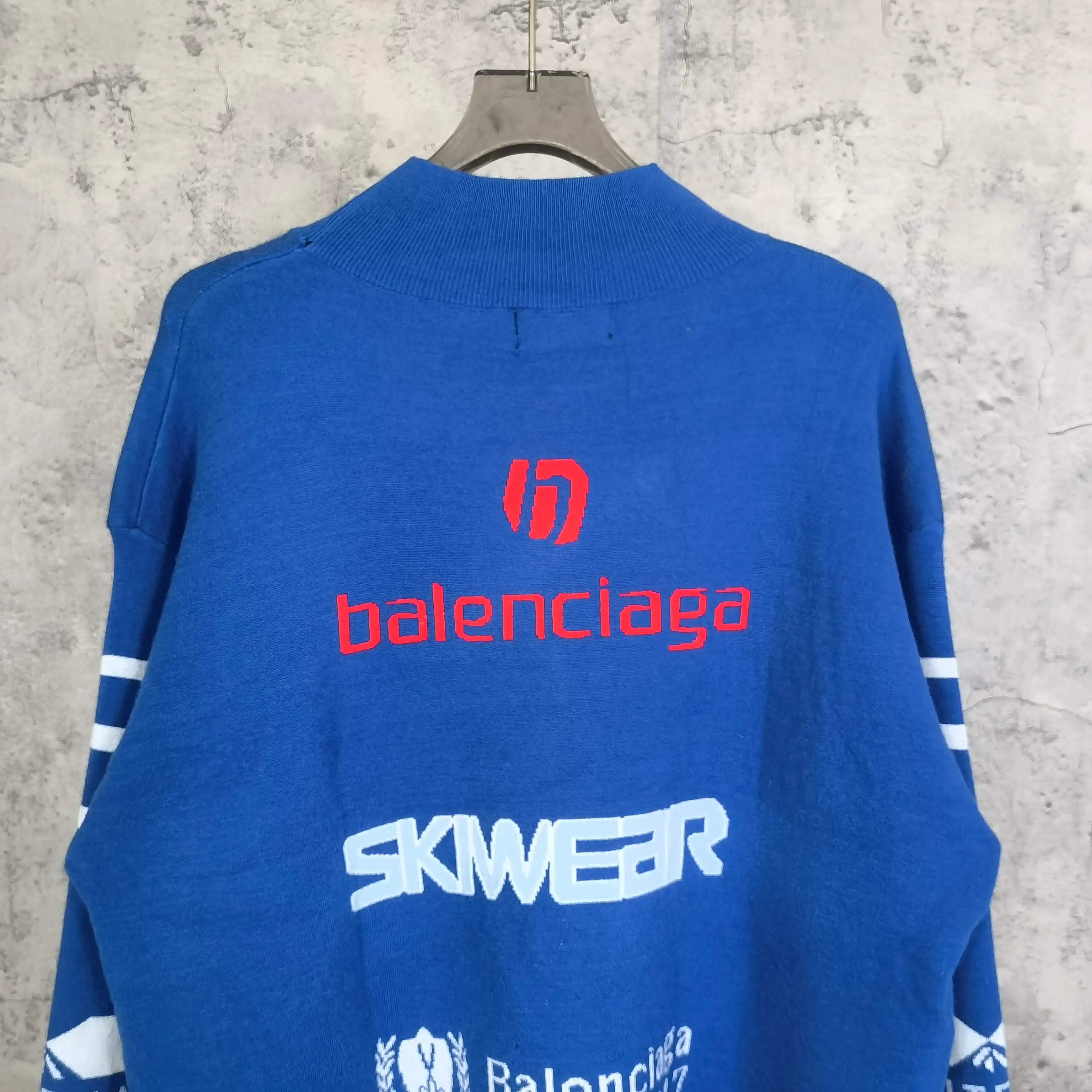 Skiwear Sponsor Logo Mock-Neck Sweater D20023165 — view 6
