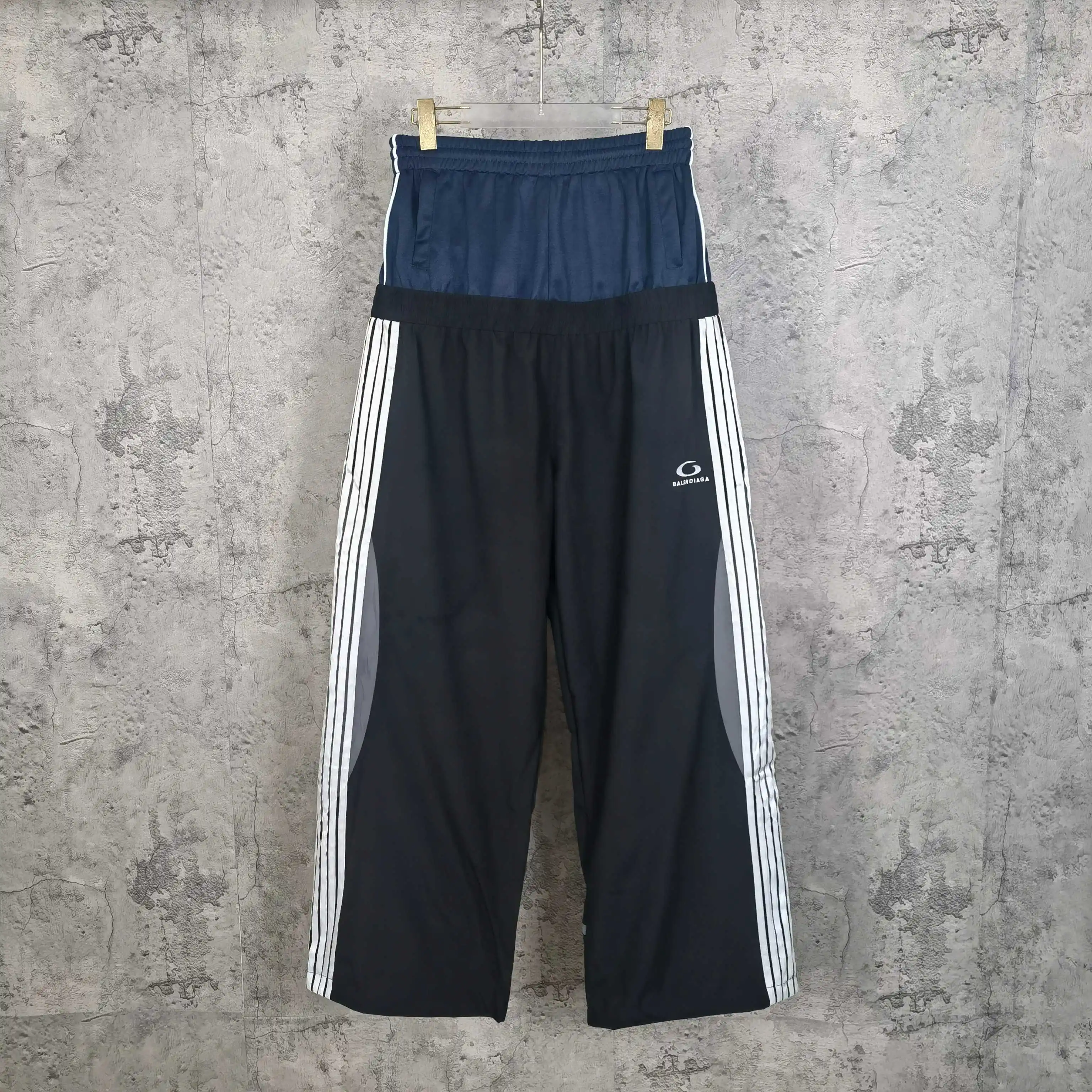 Cut-Up Double-Waistband Tracksuit Pants D22523189