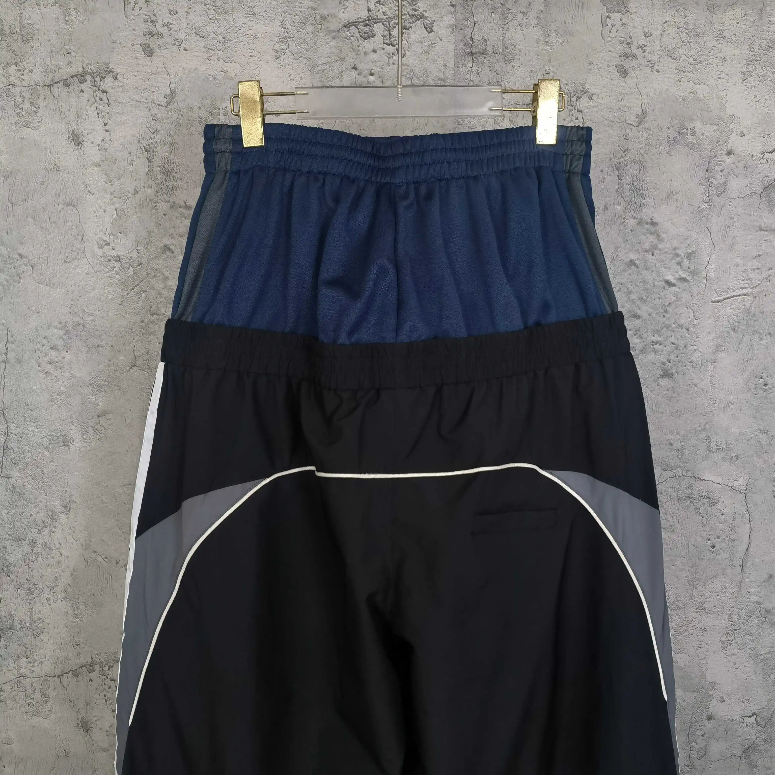 Cut-Up Double-Waistband Tracksuit Pants D22523189 — view 6