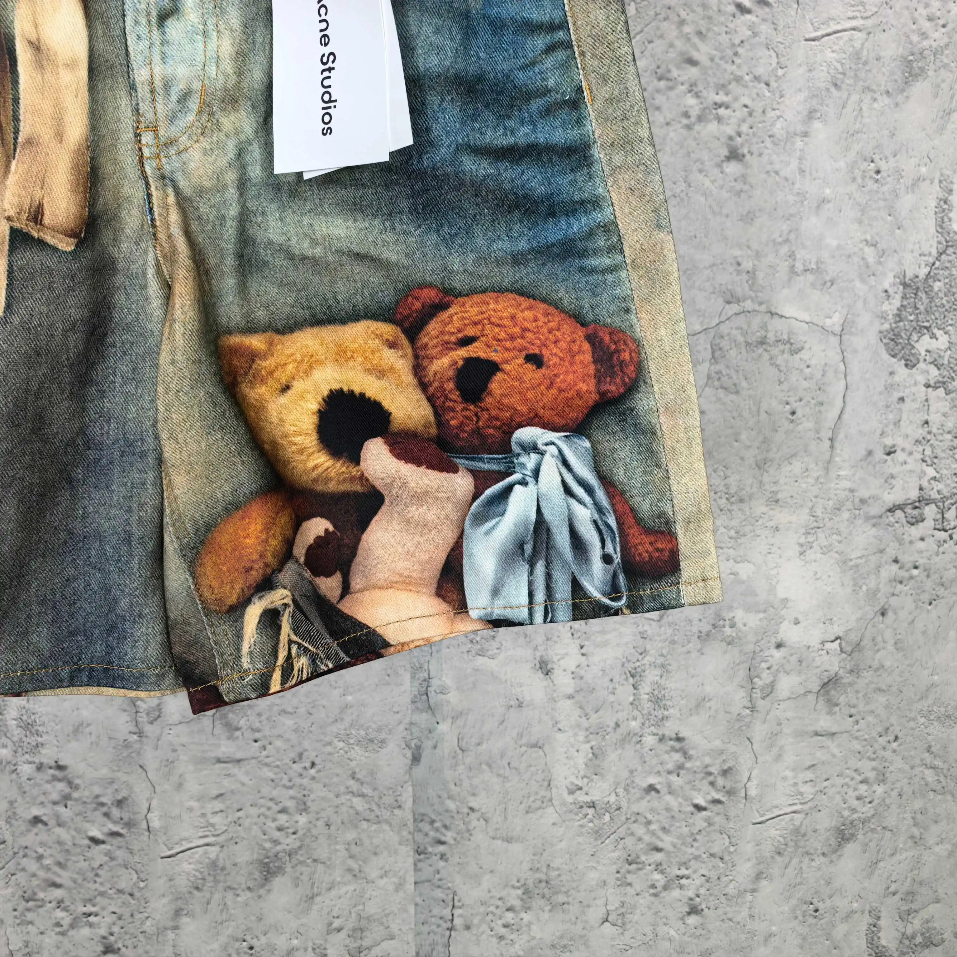 1981 Teddy Bear Print Denim Shorts D24523226 — view 13