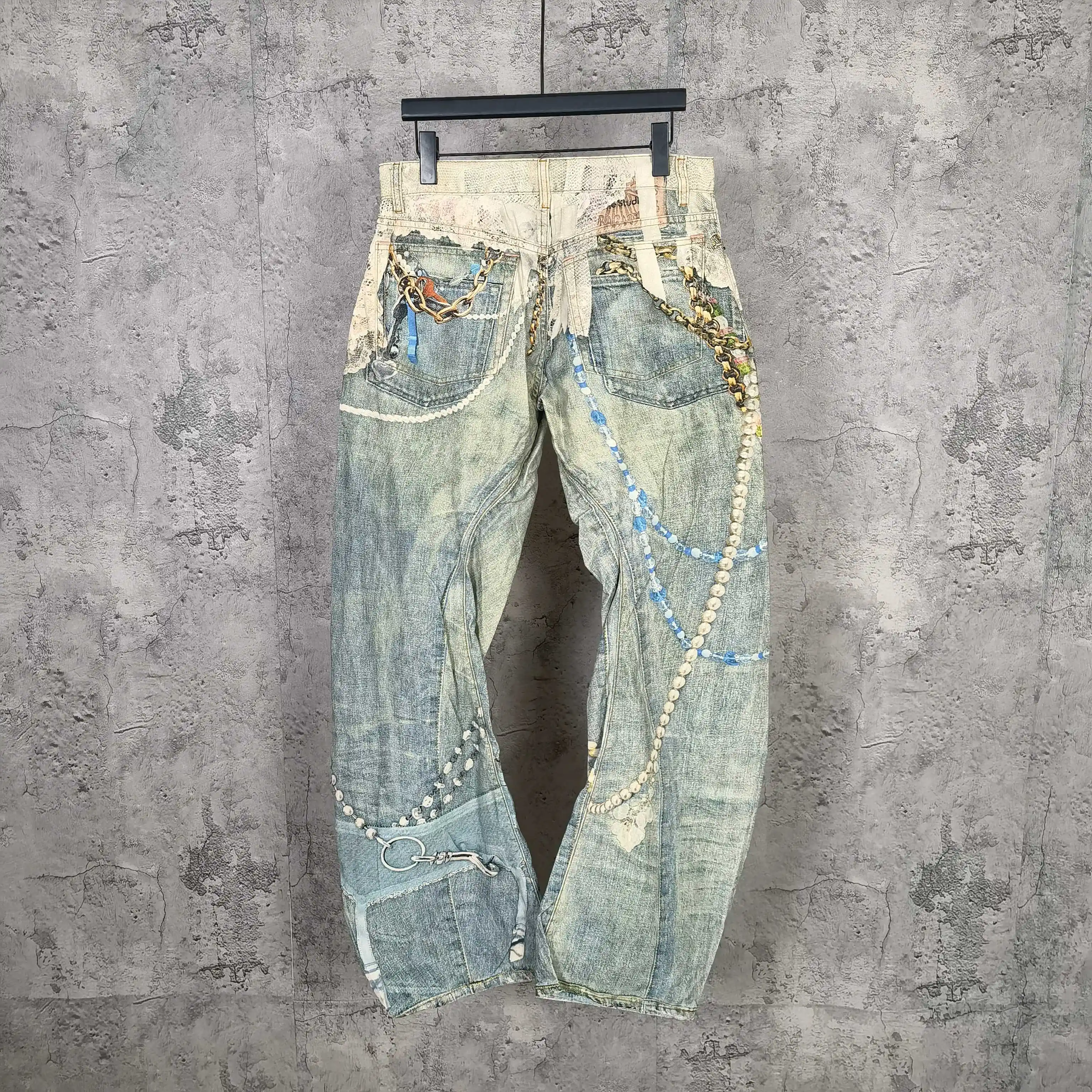 Trompe L'oeil Lace and Pearl Print Curved-Leg Jeans D25523247 — view 2