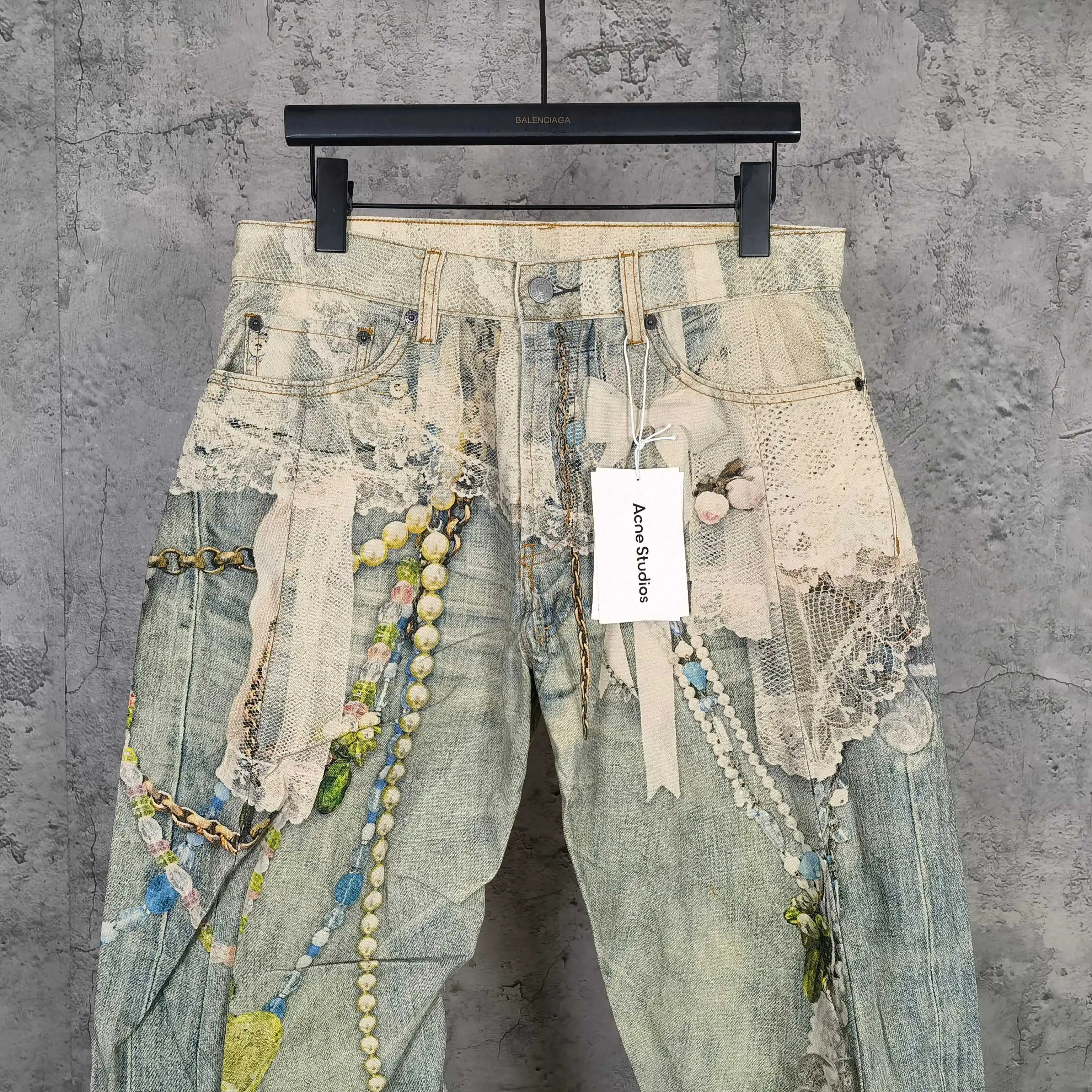 Trompe L'oeil Lace and Pearl Print Curved-Leg Jeans D25523247 — view 3