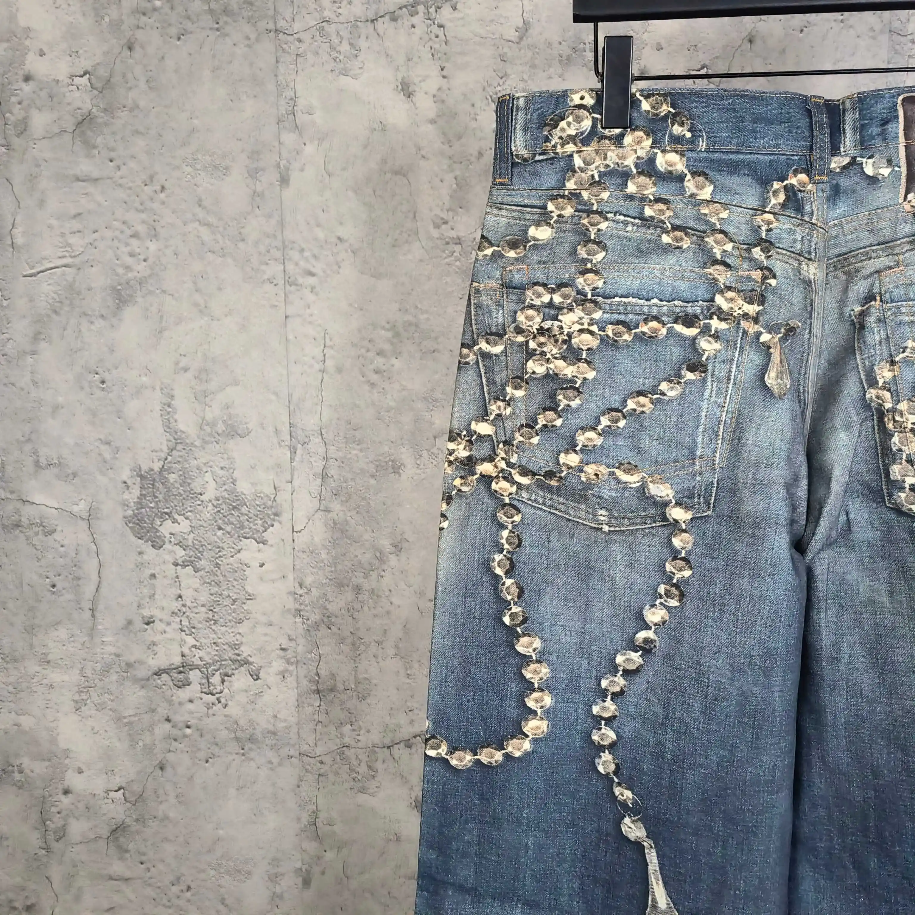 1981 Trompe L'oeil Print Wide-Leg Jeans D26023244 — view 14
