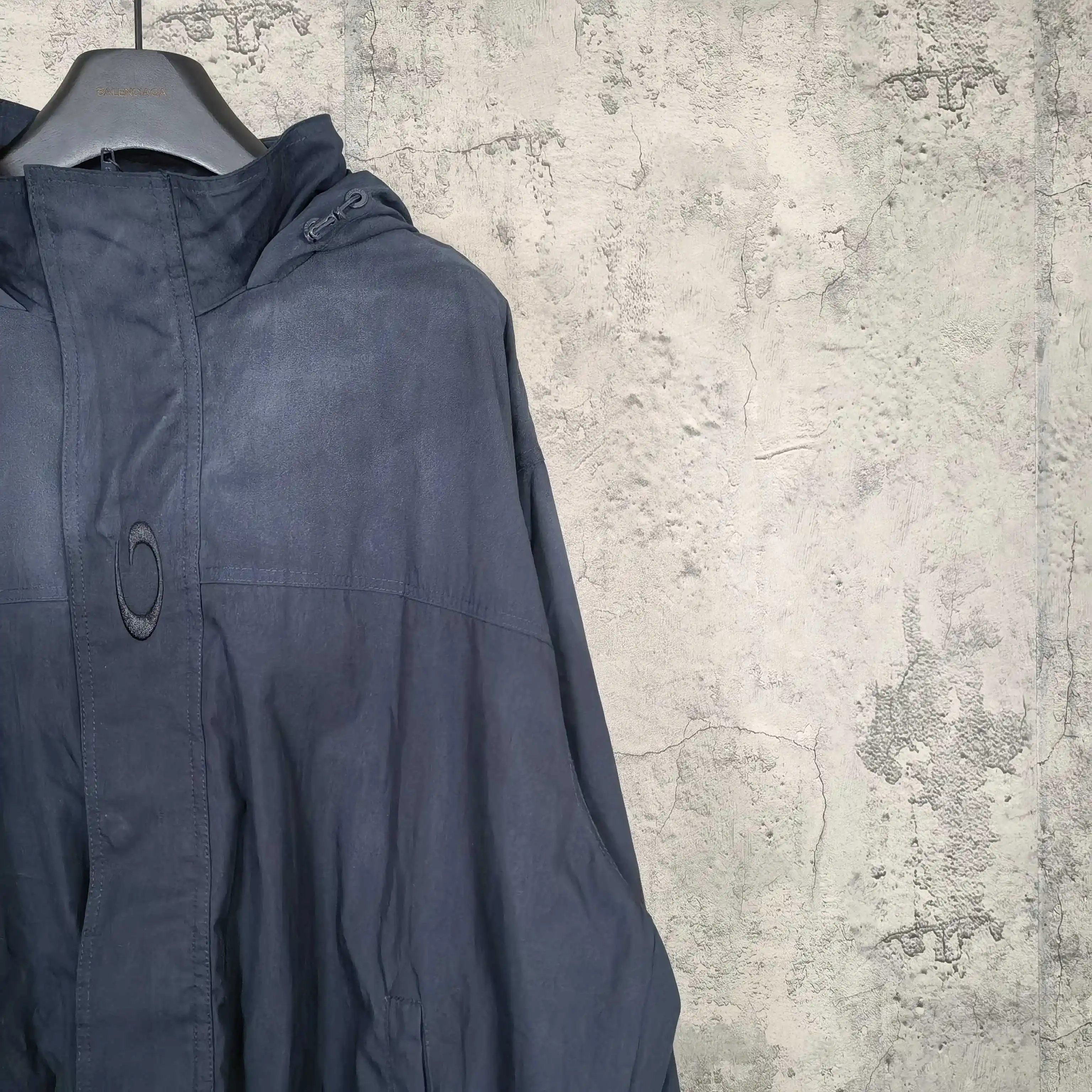Hand-Painted Hooded Rain Jacket D29523191 — view 9