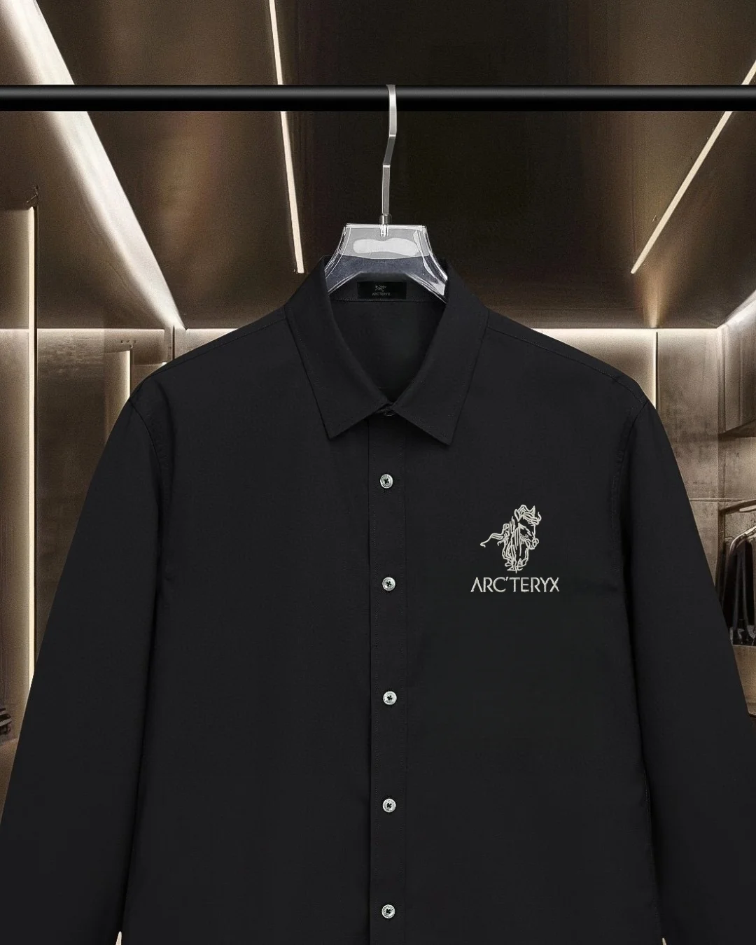 Logo-Embroidered Long-Sleeve Shirt D17811302 — view 3