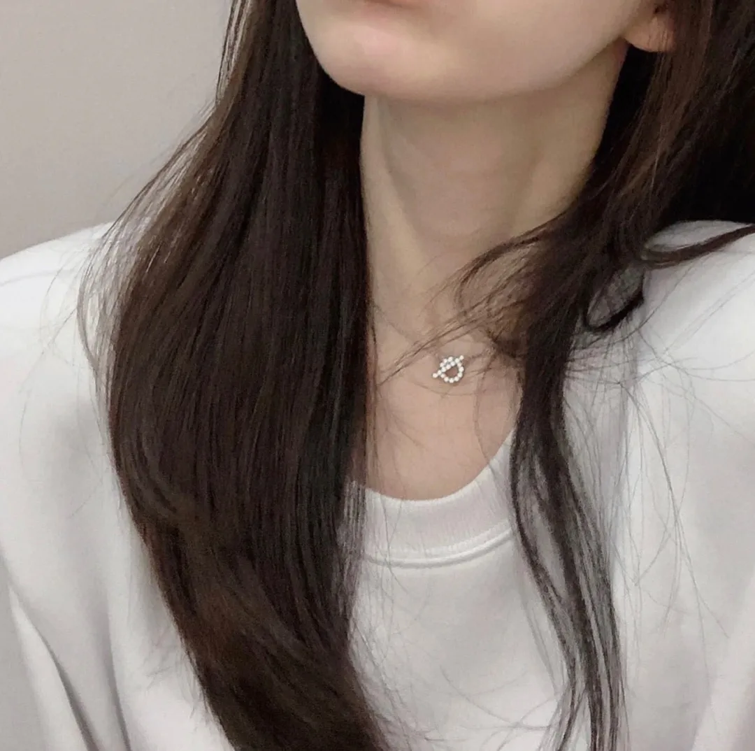 Croisette Crystal-Embellished Pendant Necklace D18016782 — view 8