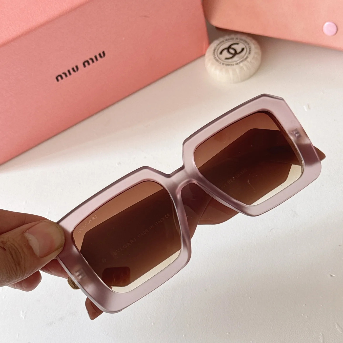 Serpenti Square-Frame Sunglasses D20018536 — view 9