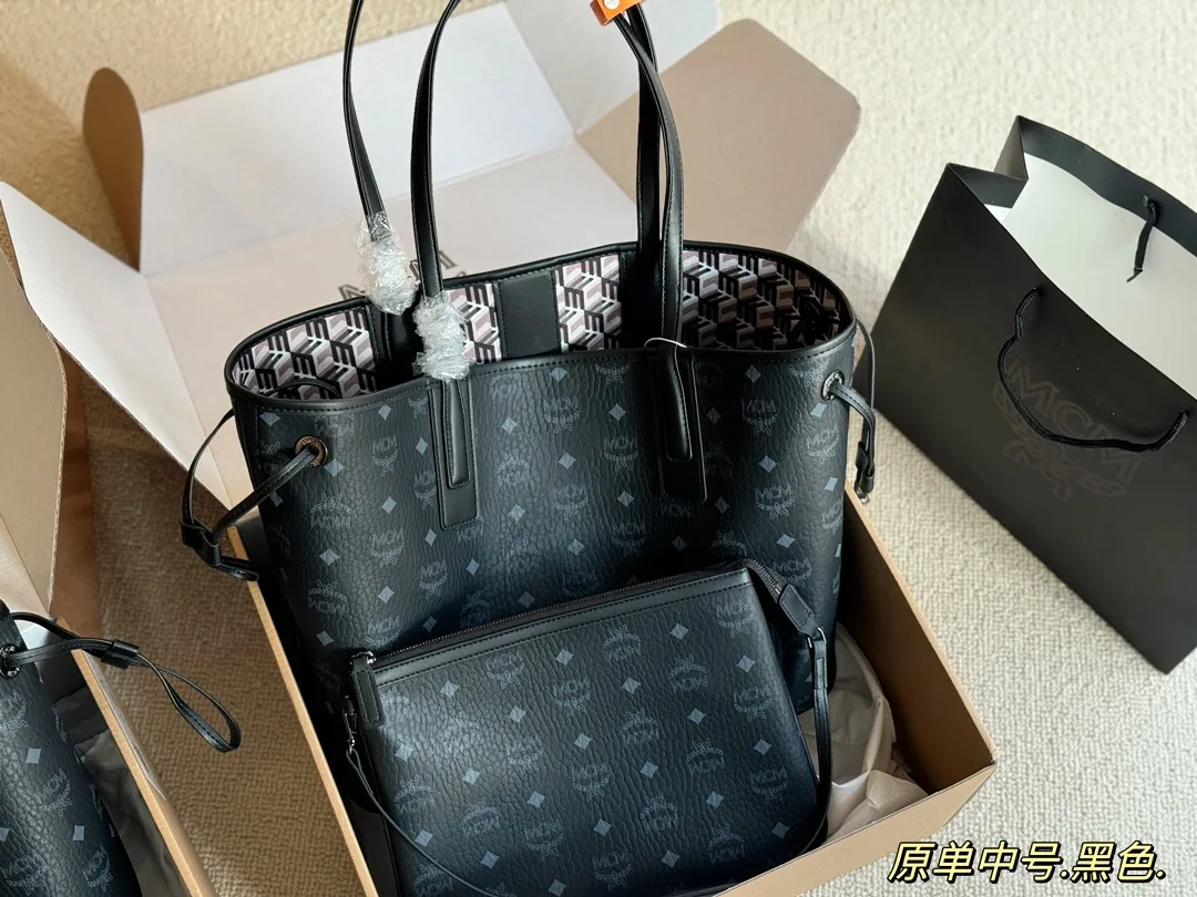 MCM Reversible Visetos Shopper Tote with Pouch D34518138 — view 8