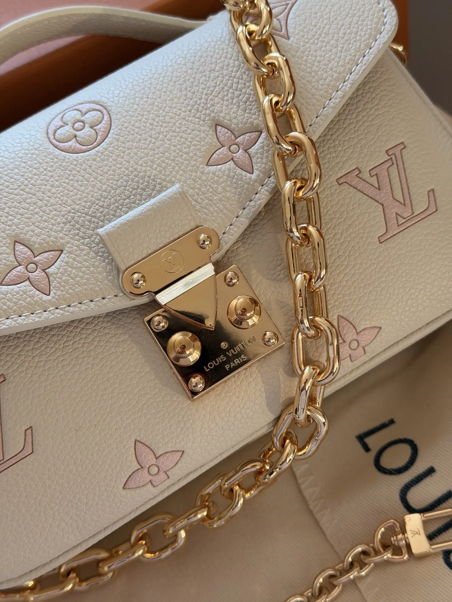 Monogram Empreinte Metis Mini Bag D35518264 — view 3