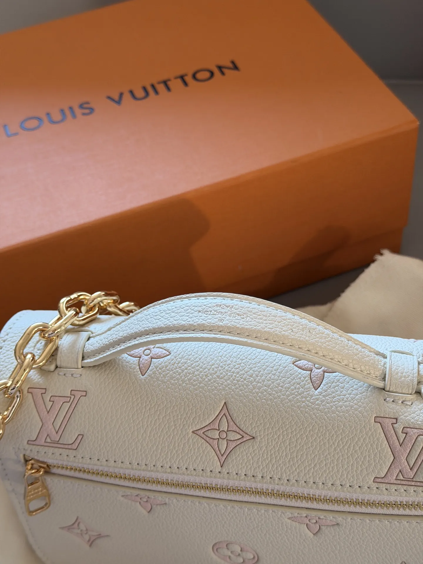 Monogram Empreinte Metis Mini Bag D35518264 — view 5