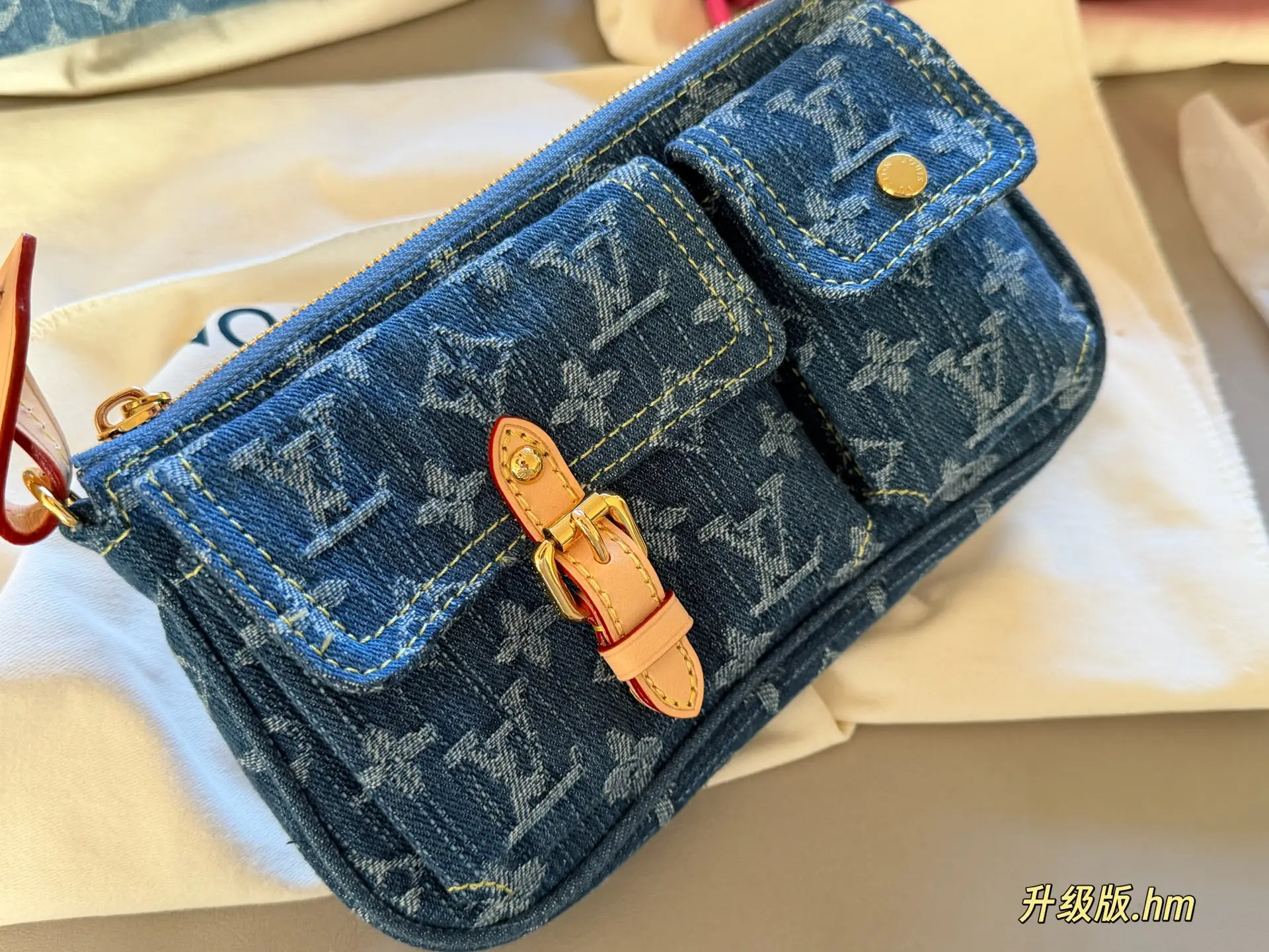 Monogram Denim Cargo Shoulder Bag D36518162 — view 4