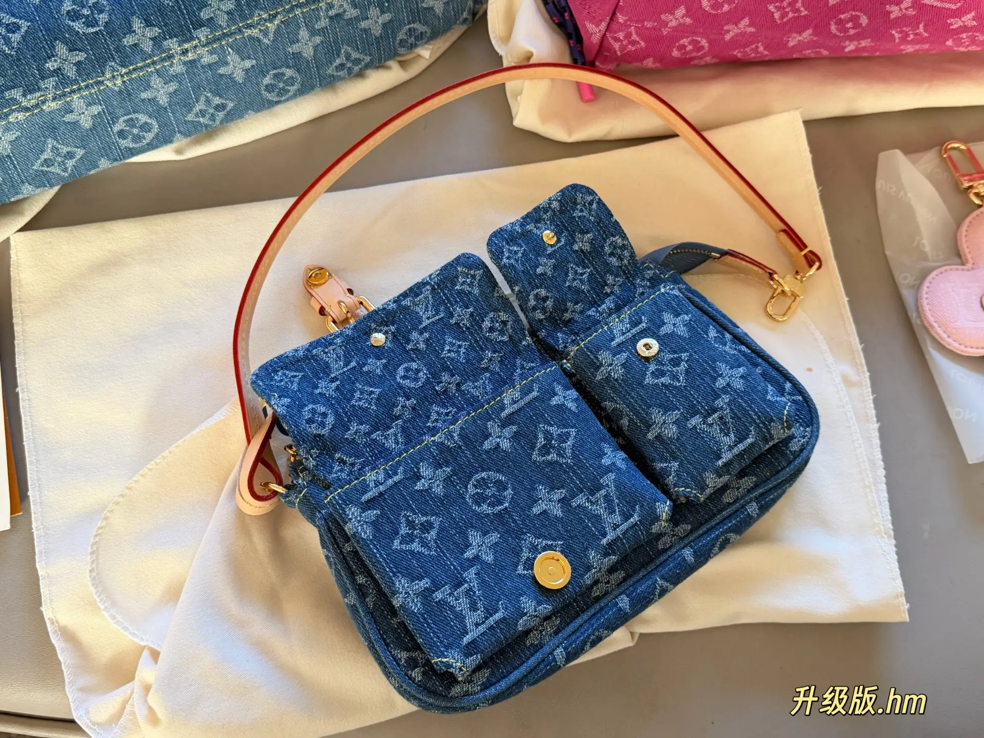 Monogram Denim Cargo Shoulder Bag D36518162 — view 9