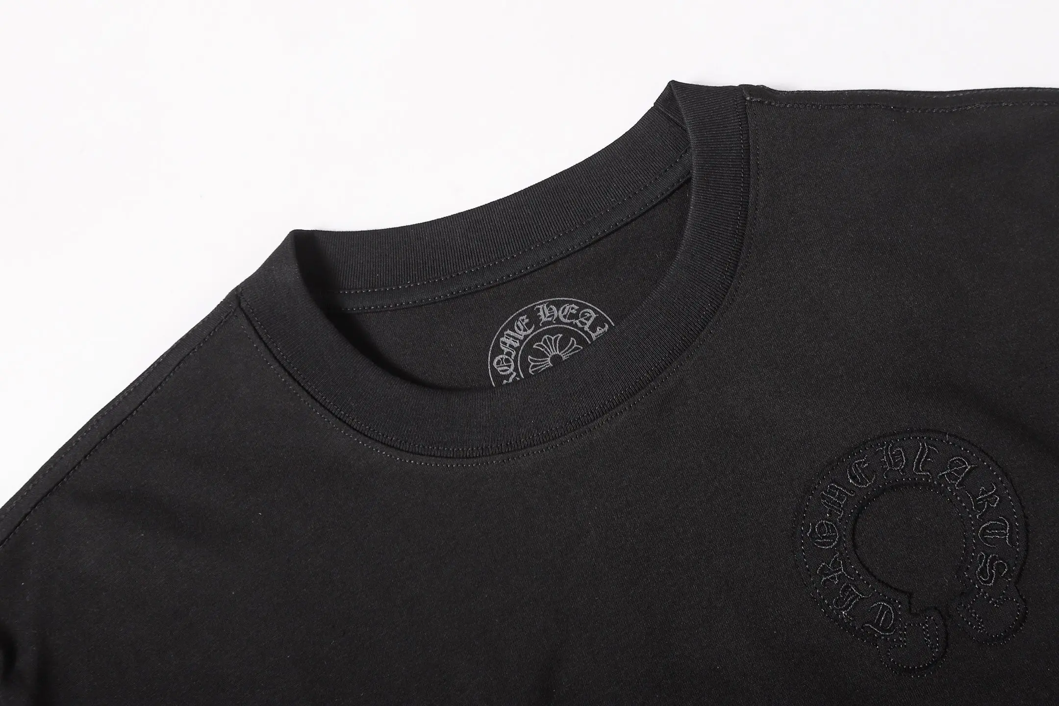 Horseshoe Patch Embroidered Cotton T-Shirt D10013705 — view 4