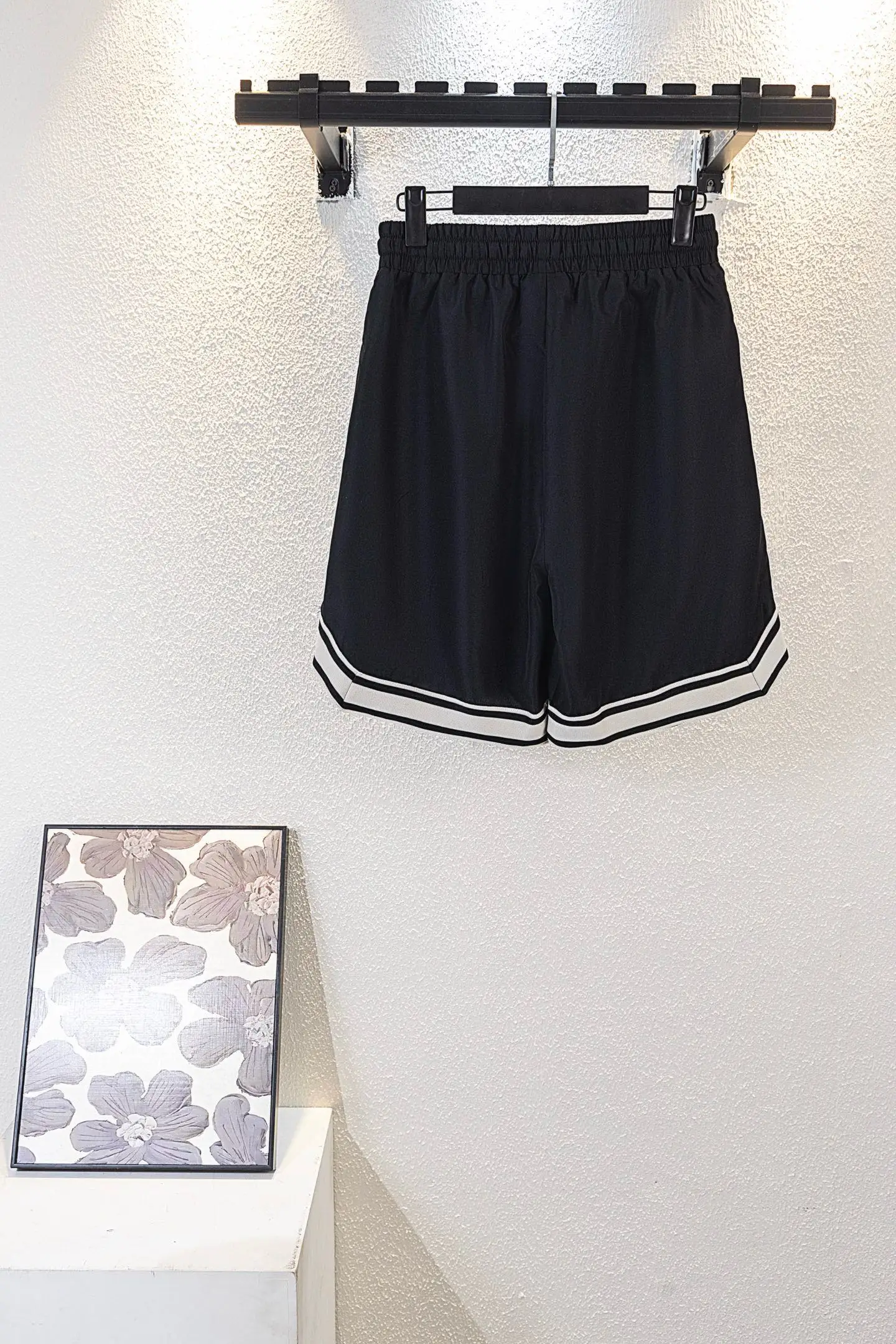 Logo Embroidered Mesh Basketball Shorts D11811127 — view 2