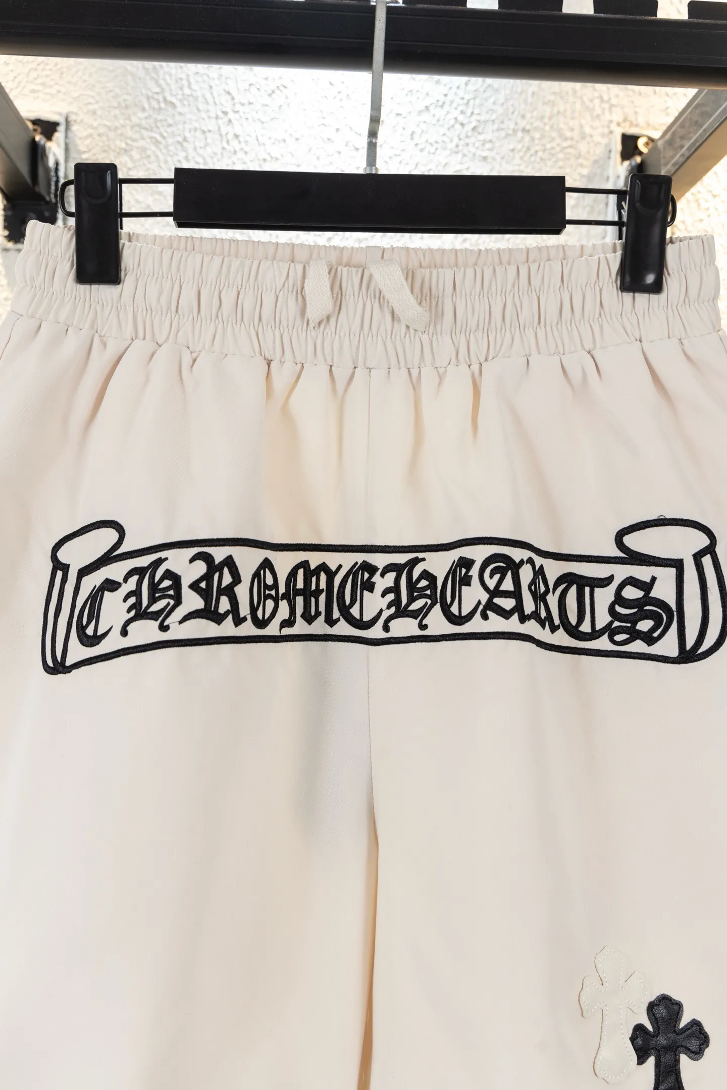 Logo Embroidered Mesh Basketball Shorts D11811123 — view 4