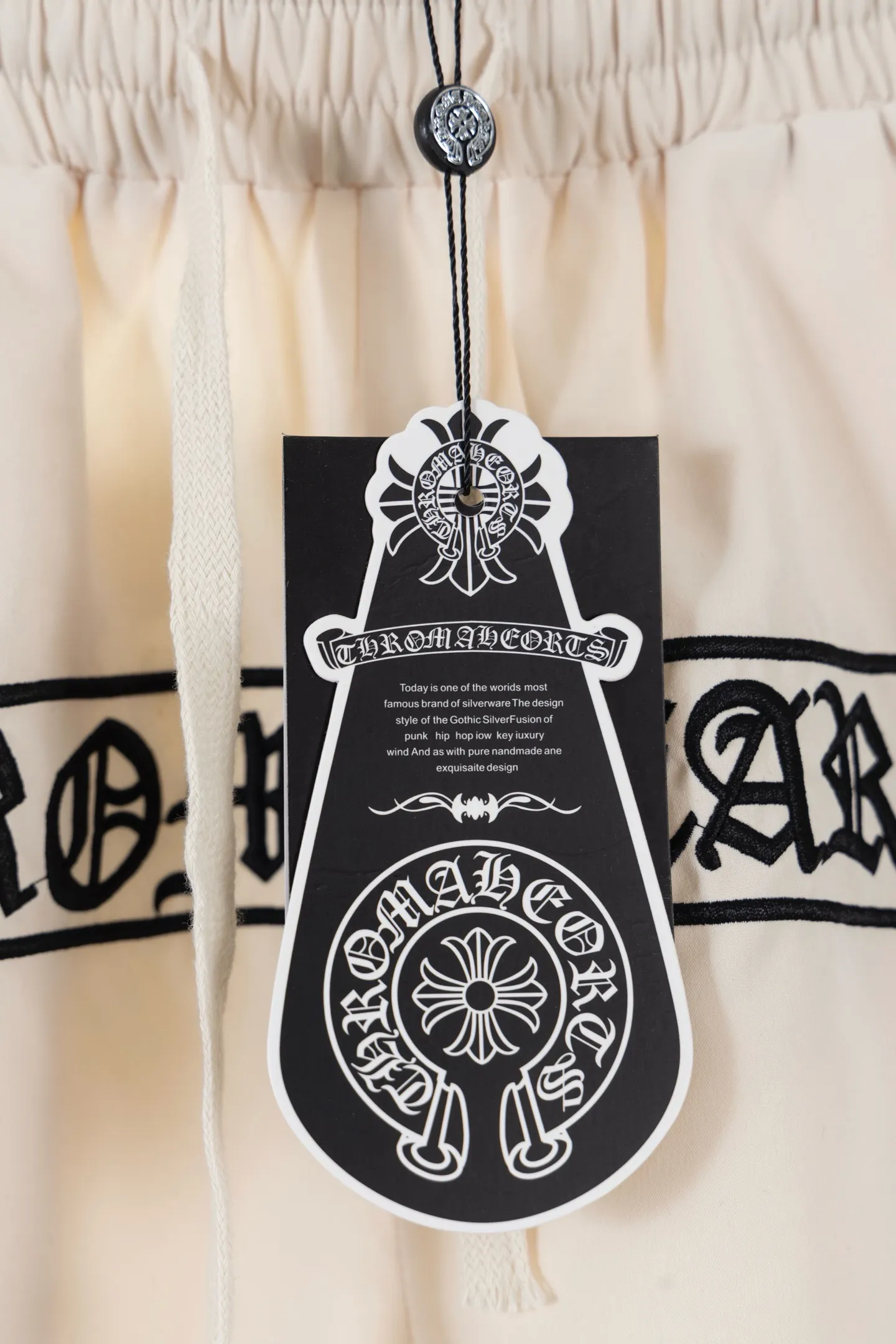 Logo Embroidered Mesh Basketball Shorts D11811123 — view 9