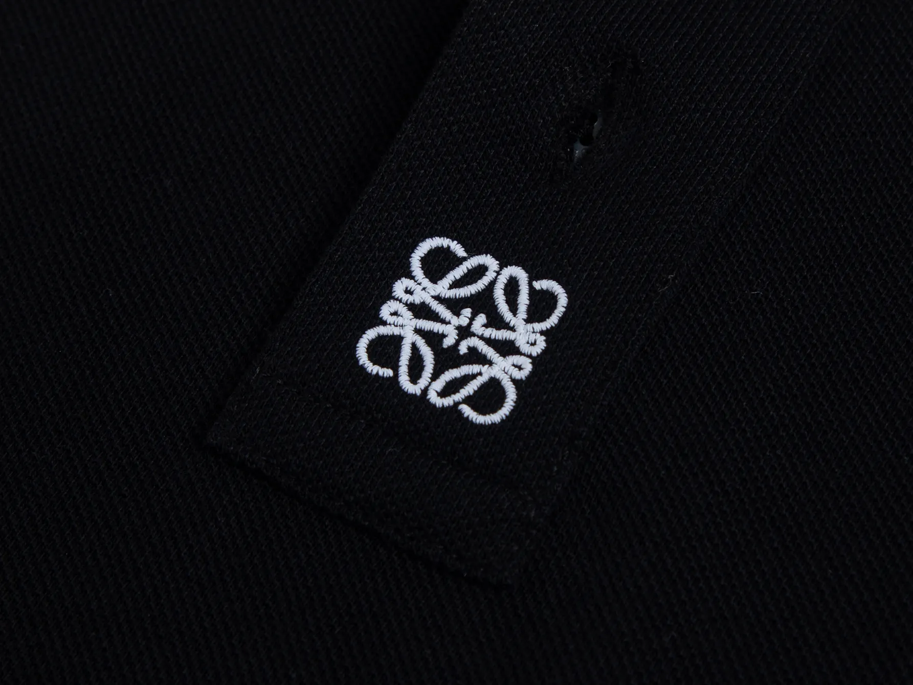 Anagram Embroidered Piqué Polo Shirt D12016016 — view 4