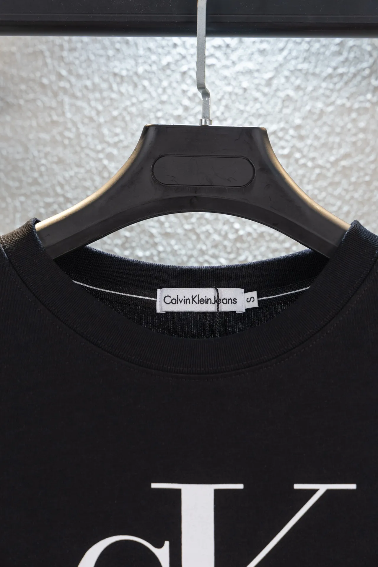 Logo Embroidered Long-Sleeve T-Shirt D12312237 — view 3