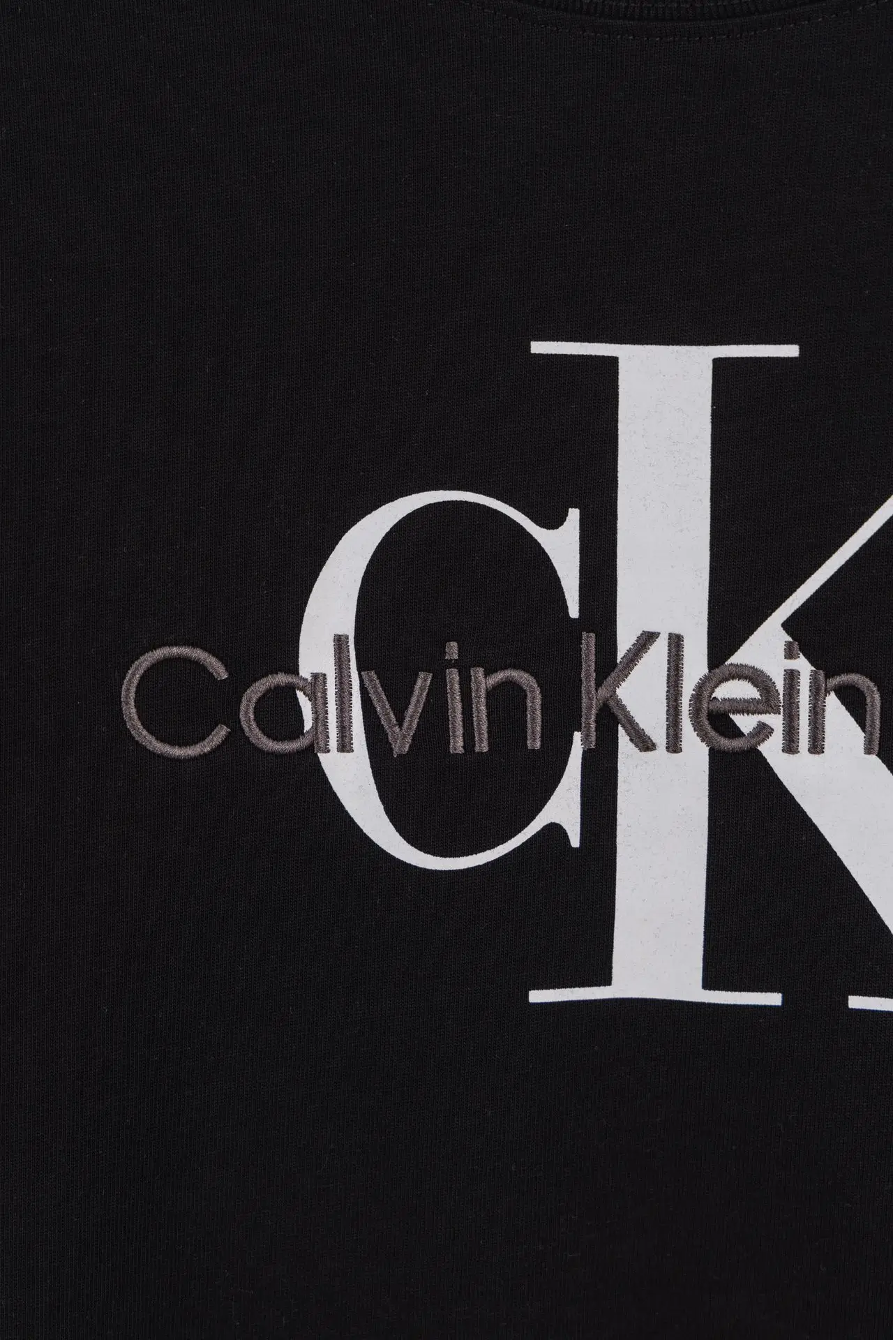 Logo Embroidered Long-Sleeve T-Shirt D12312237 — view 5