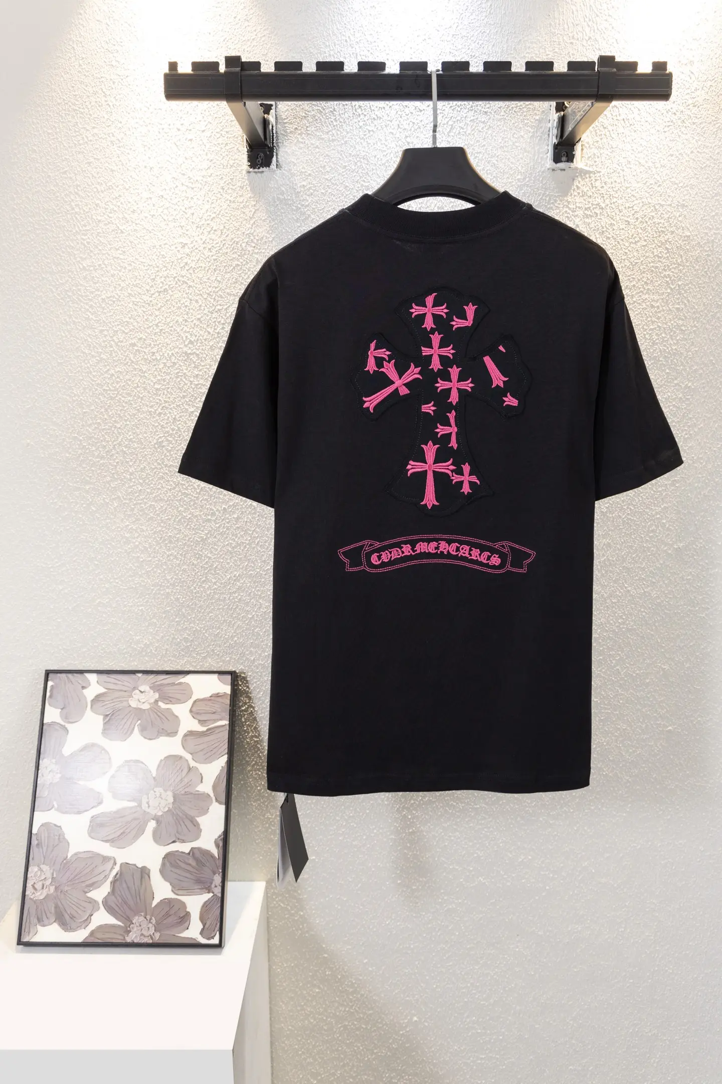 Cross Appliqué Embroidered Cotton T-Shirt D12512203 — view 2