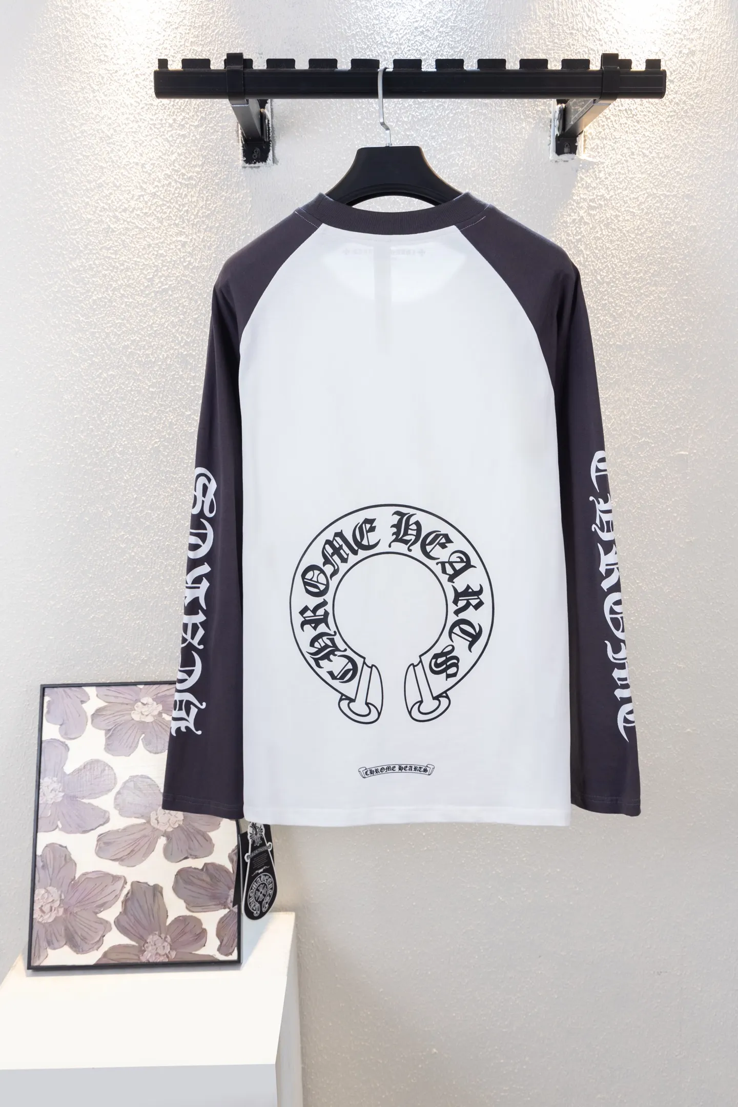 Logo Print Raglan Long-Sleeve T-Shirt D12812261 — view 2
