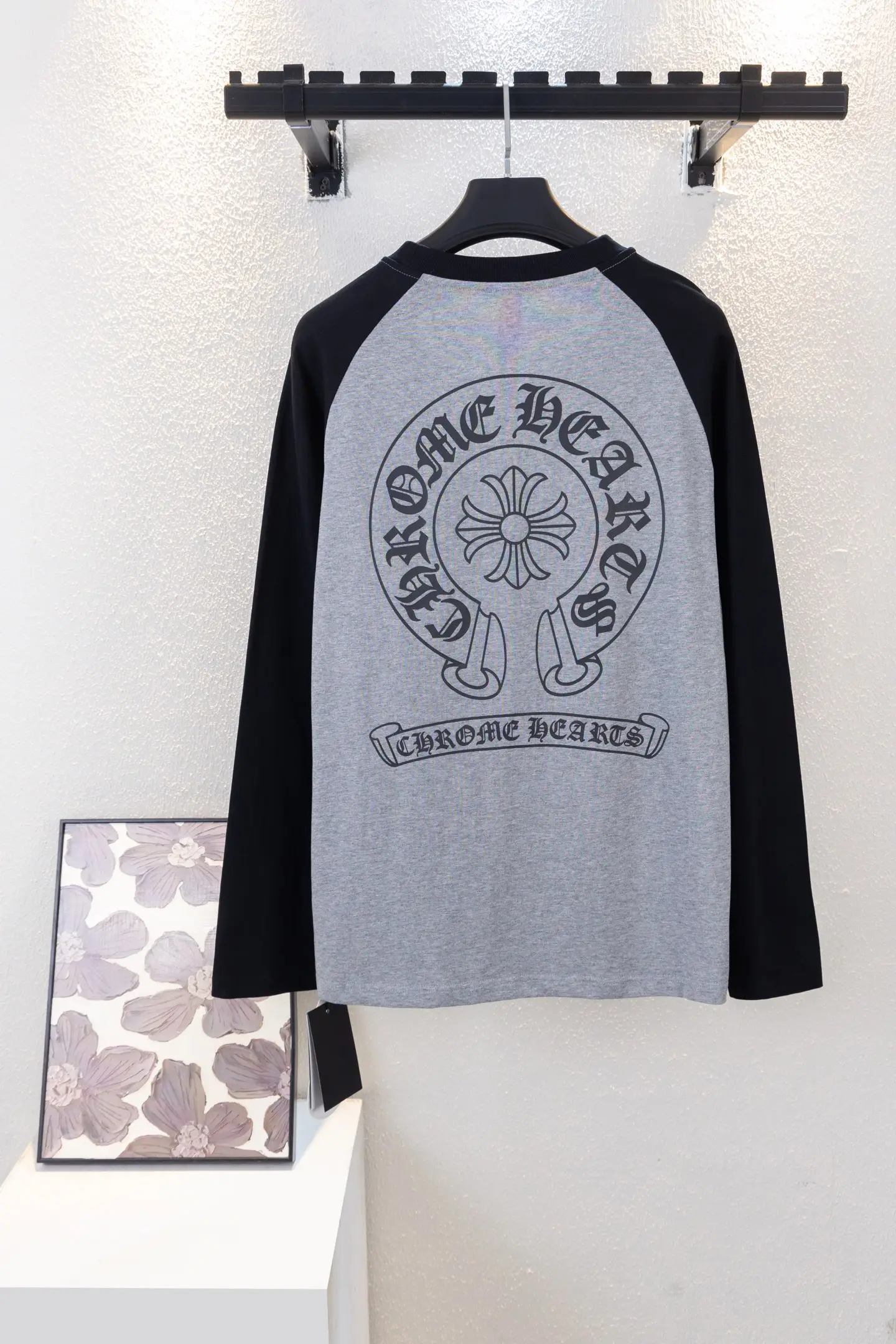 Logo Print Raglan Long-Sleeve T-Shirt D12812260 — view 2