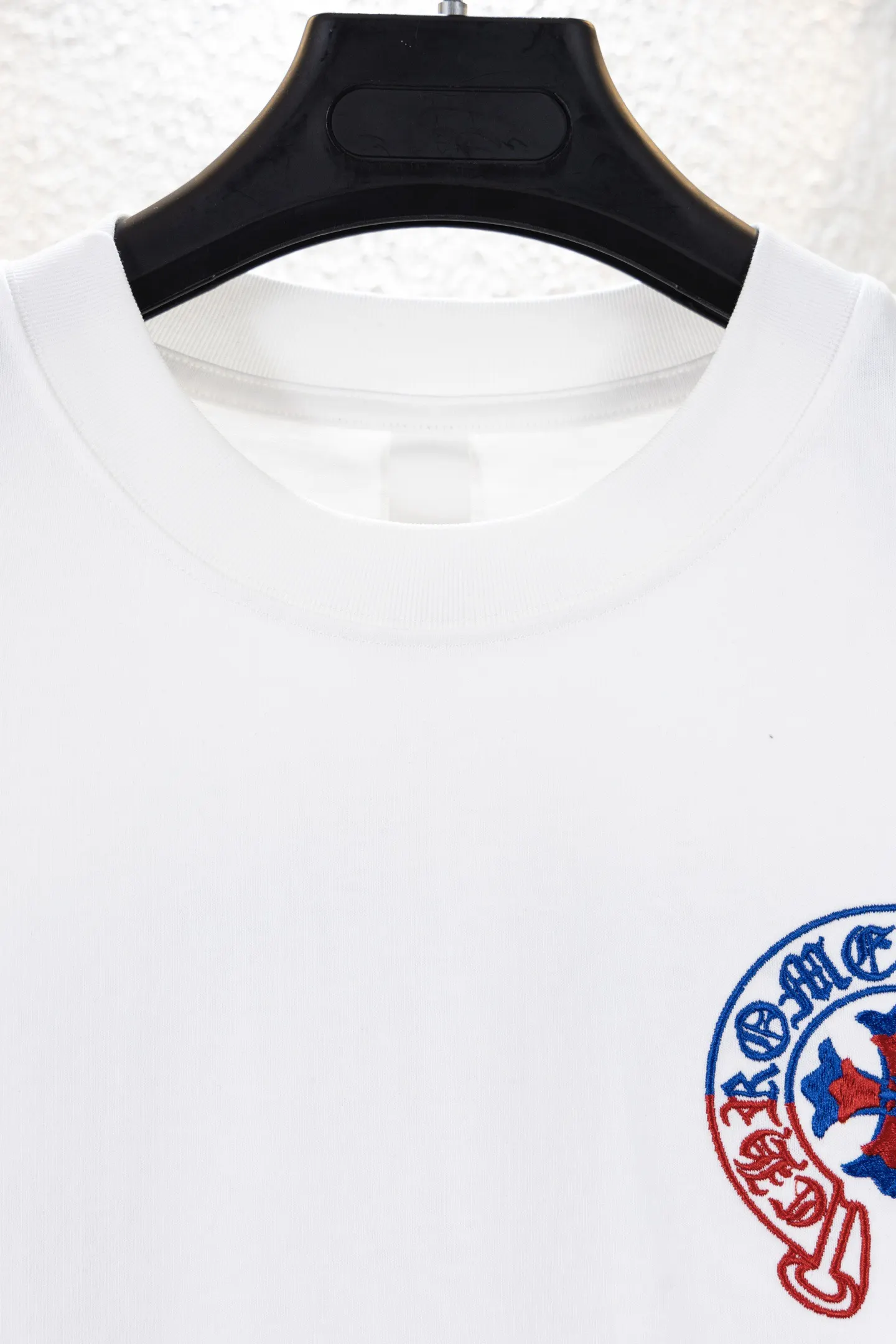 Horseshoe Logo Embroidered Cotton T-Shirt D12811148 — view 3