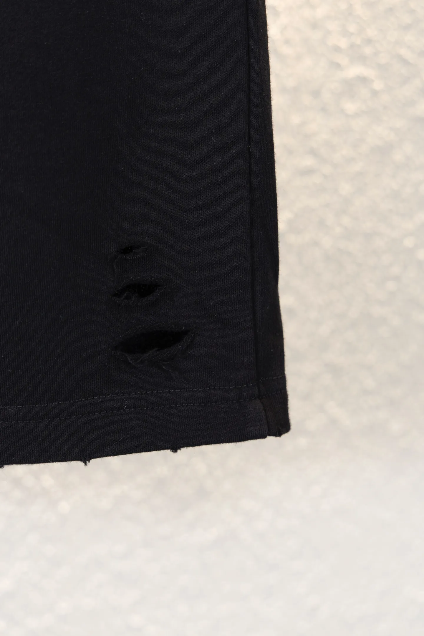 Flame Logo Distressed Cotton Shorts D12812209 — view 8