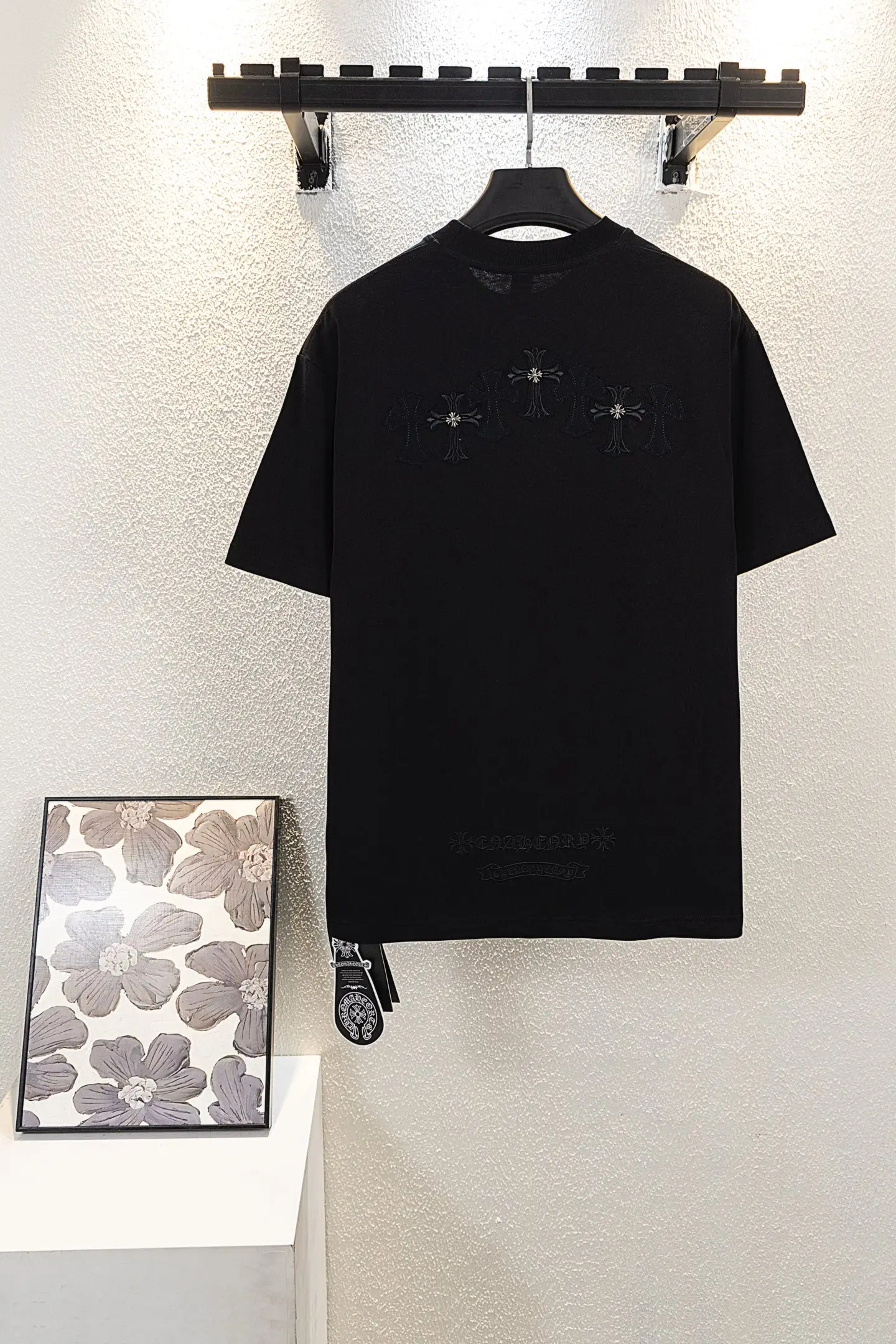 Leather Cross Patch Cotton T-Shirt D12812205 — view 2