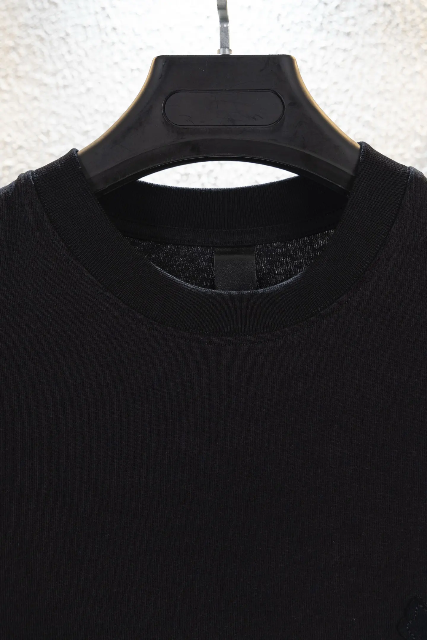 Leather Cross Patch Cotton T-Shirt D12812205 — view 3