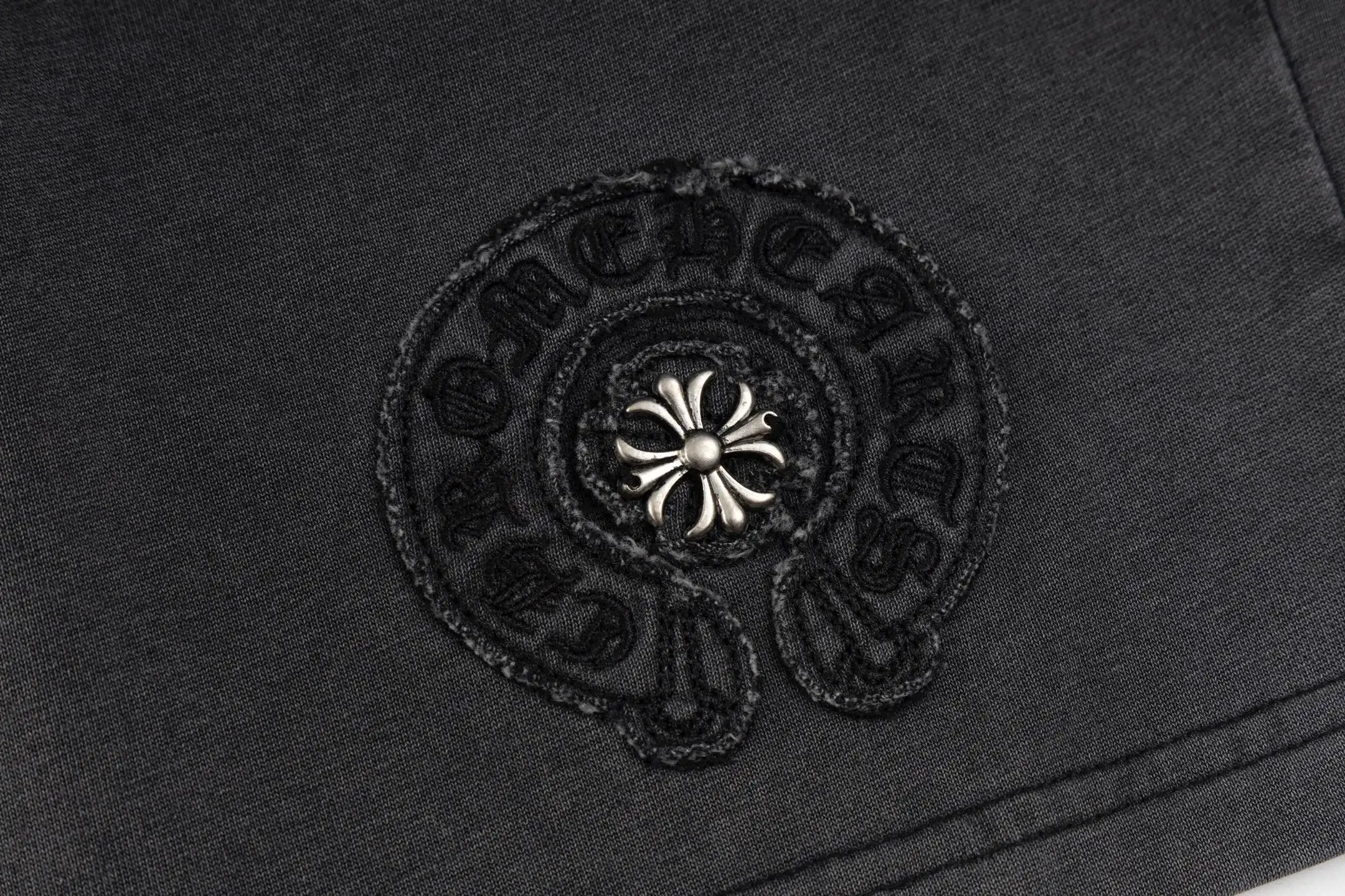 Logo-Embroidered Washed Cotton Shorts D13012224 — view 6