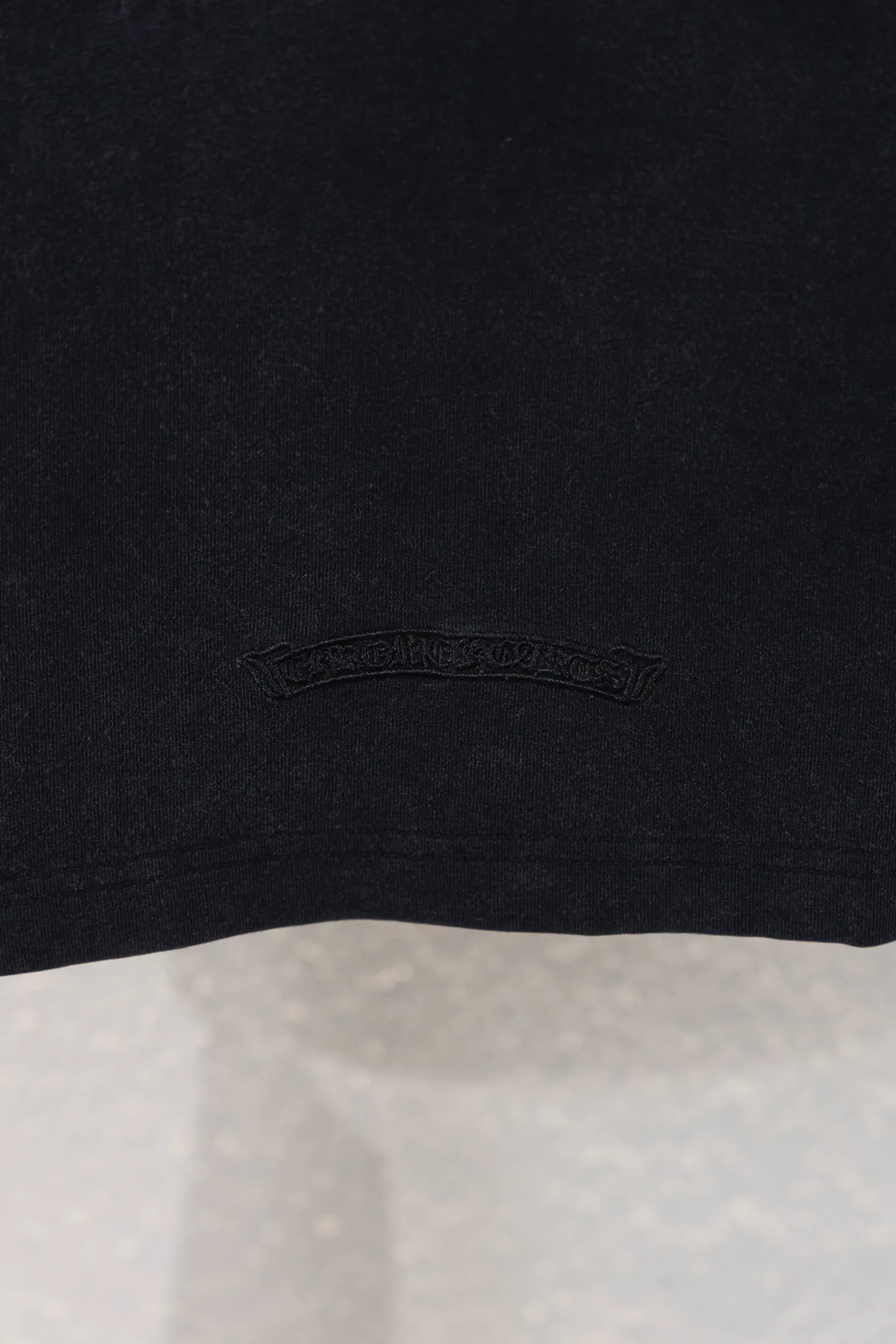 Cross Patch Embroidered Cotton T-Shirt D13012223 — view 8