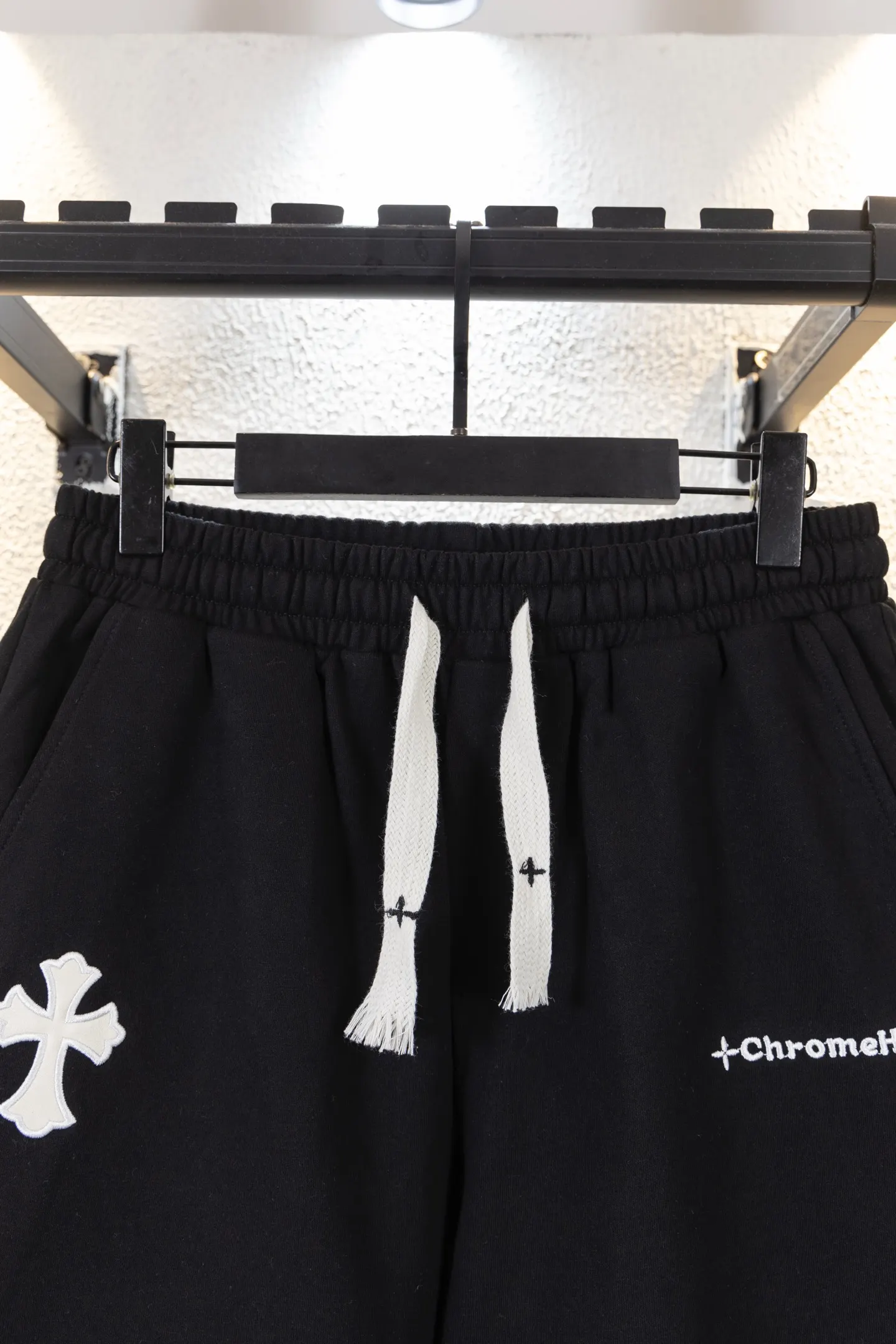 Logo-Appliqué Cotton Jersey Shorts D13012207 — view 3