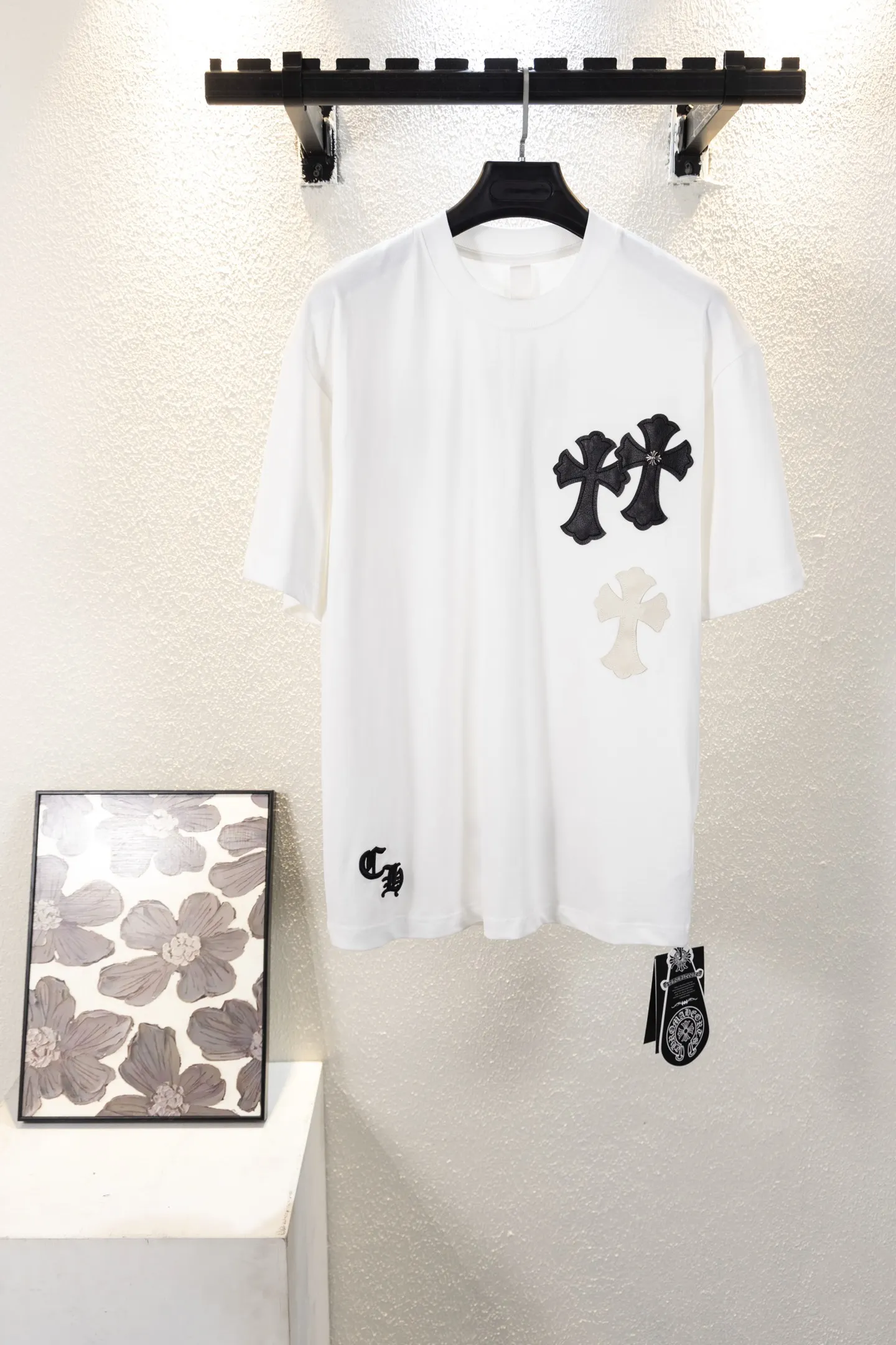 Cross Patch Embroidered Cotton T-Shirt D13311152