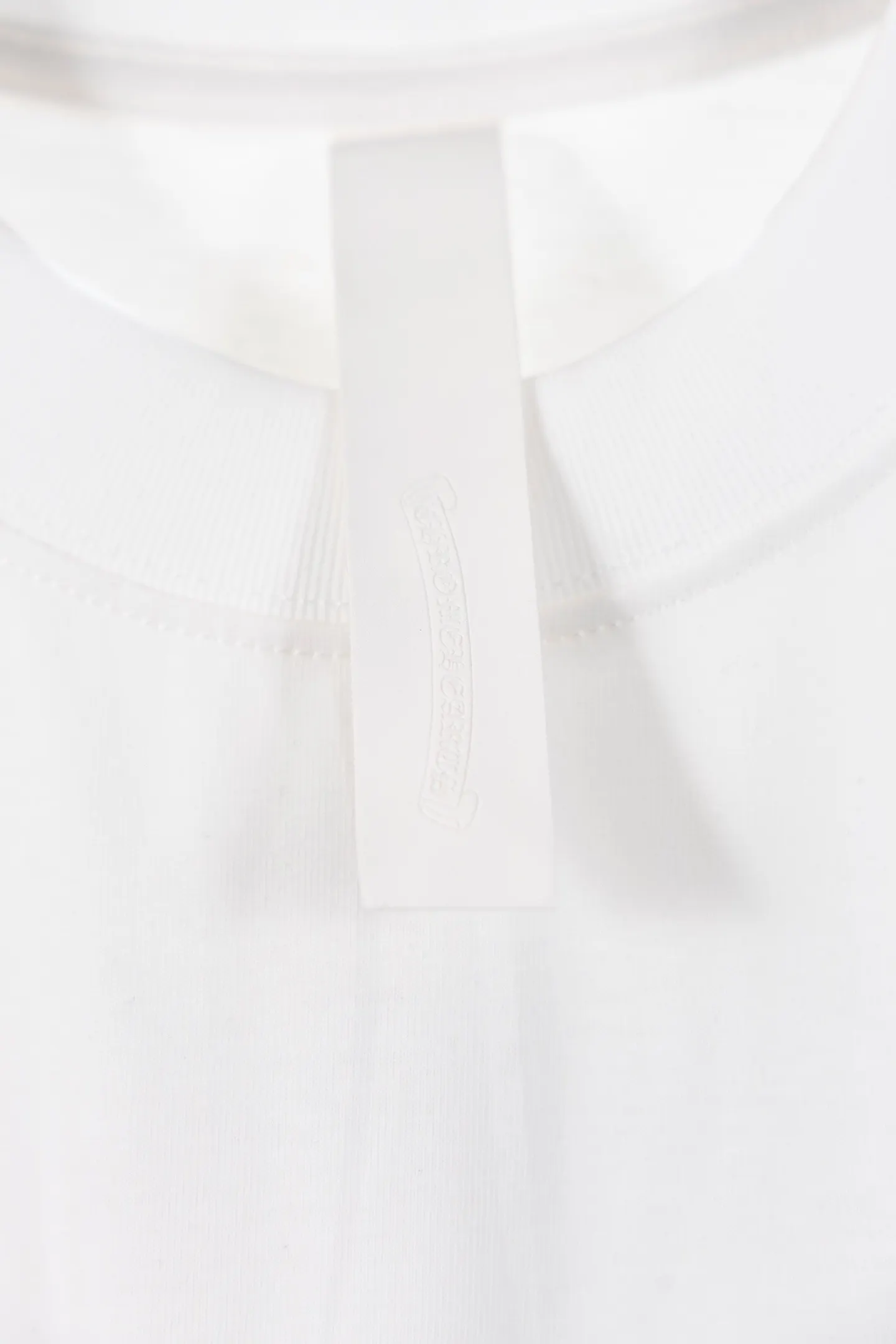 Cross Patch Embroidered Cotton T-Shirt D13311152 — view 10