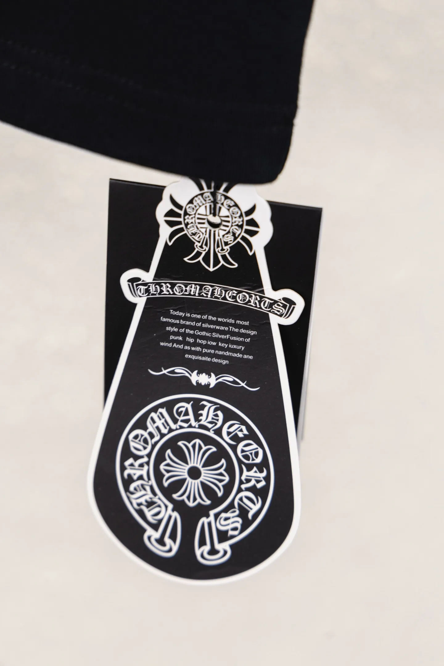 Leather Cross Patch Embroidered T-Shirt D13312200 — view 12