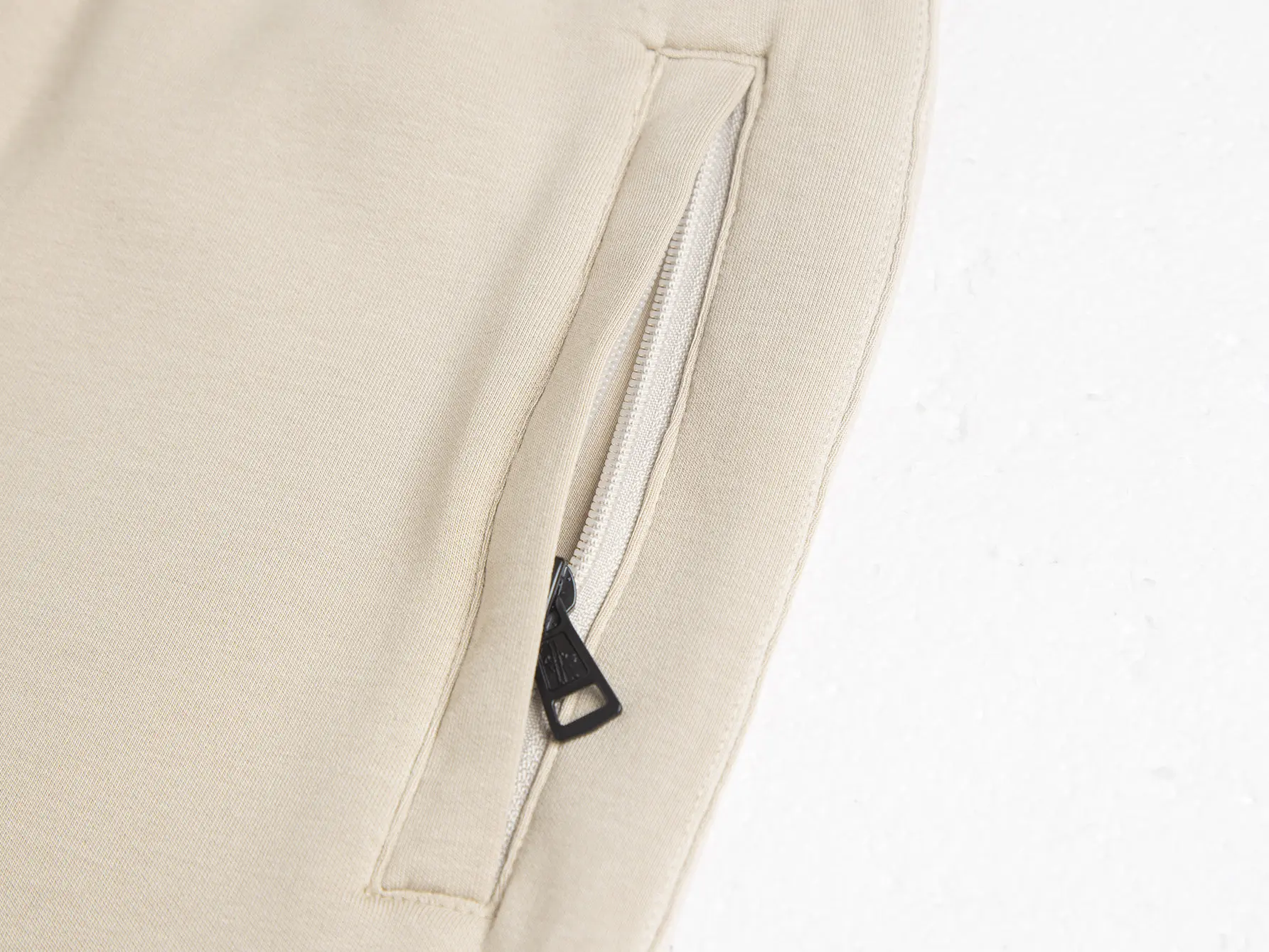 Logo-Embroidered Cotton-Blend Shorts D13515856 — view 6