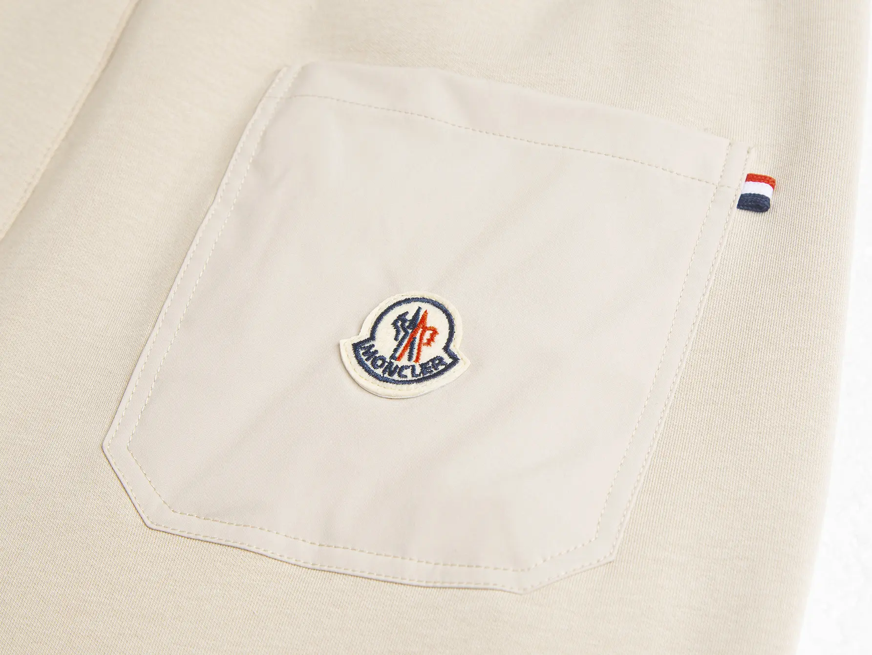 Logo-Embroidered Cotton-Blend Shorts D13515856 — view 9