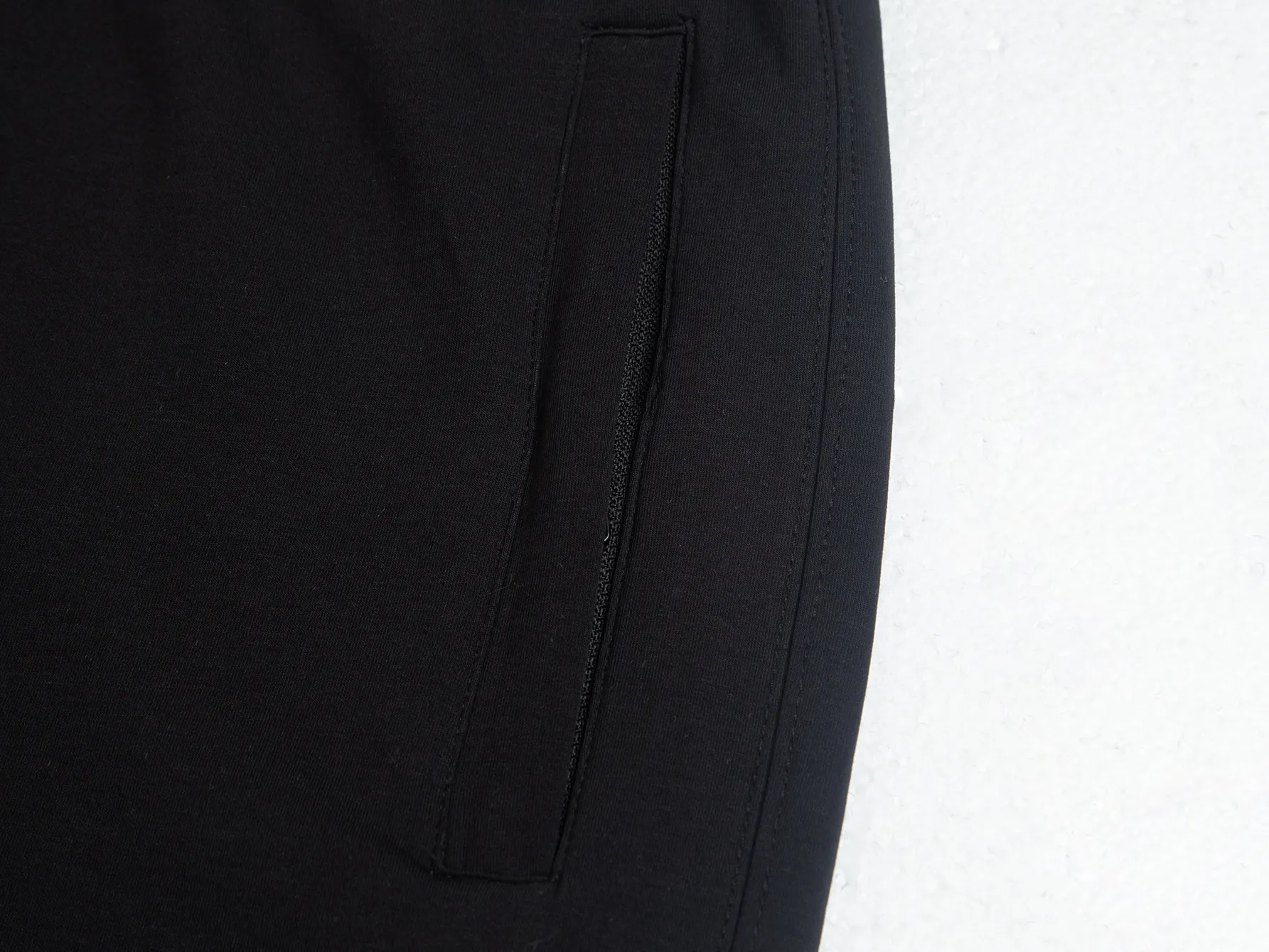 Logo-Patch Cotton-Blend Jersey Shorts D13515798 — view 4