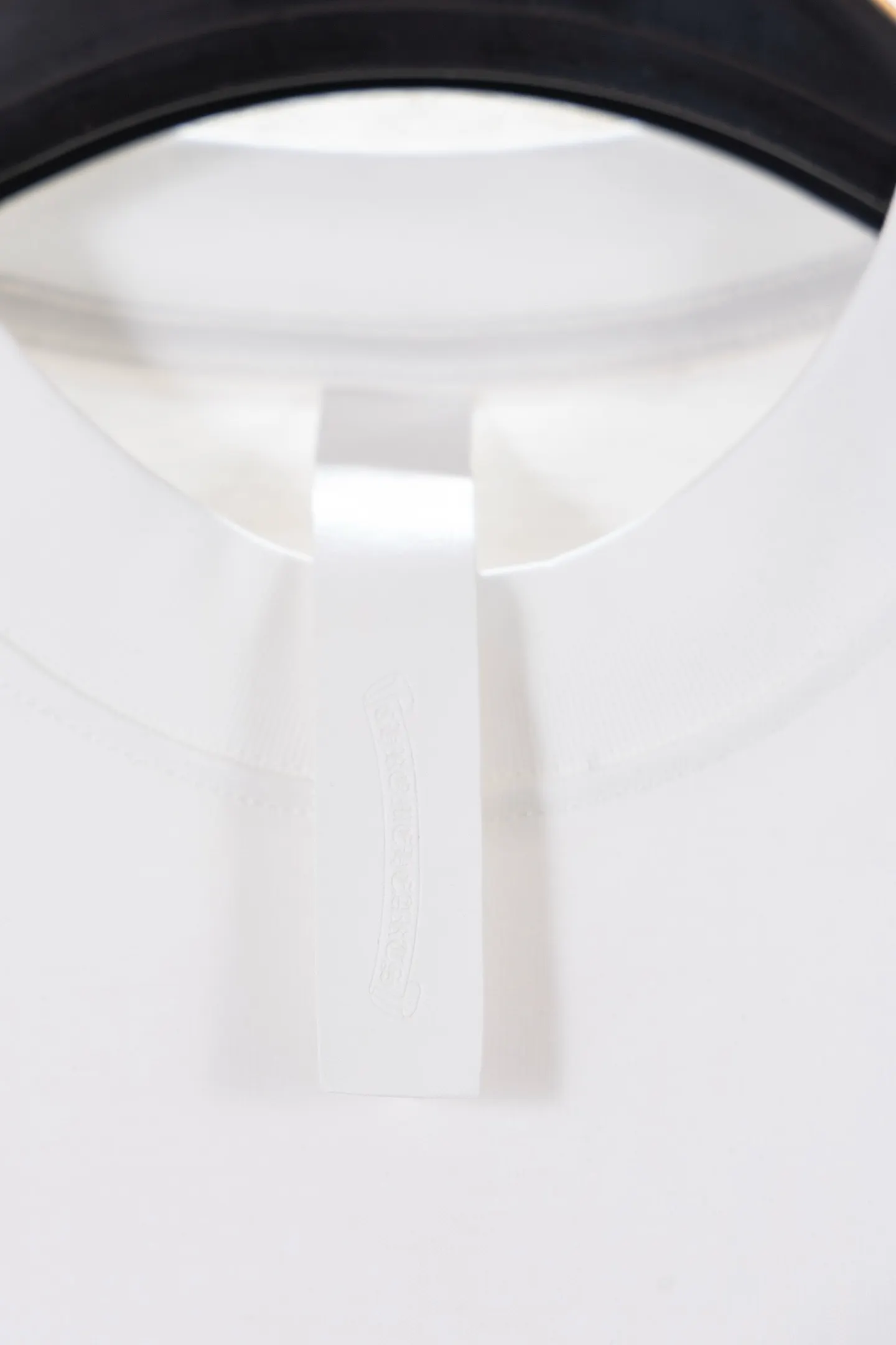Cross Patch Embroidered Cotton T-Shirt D14011144 — view 9