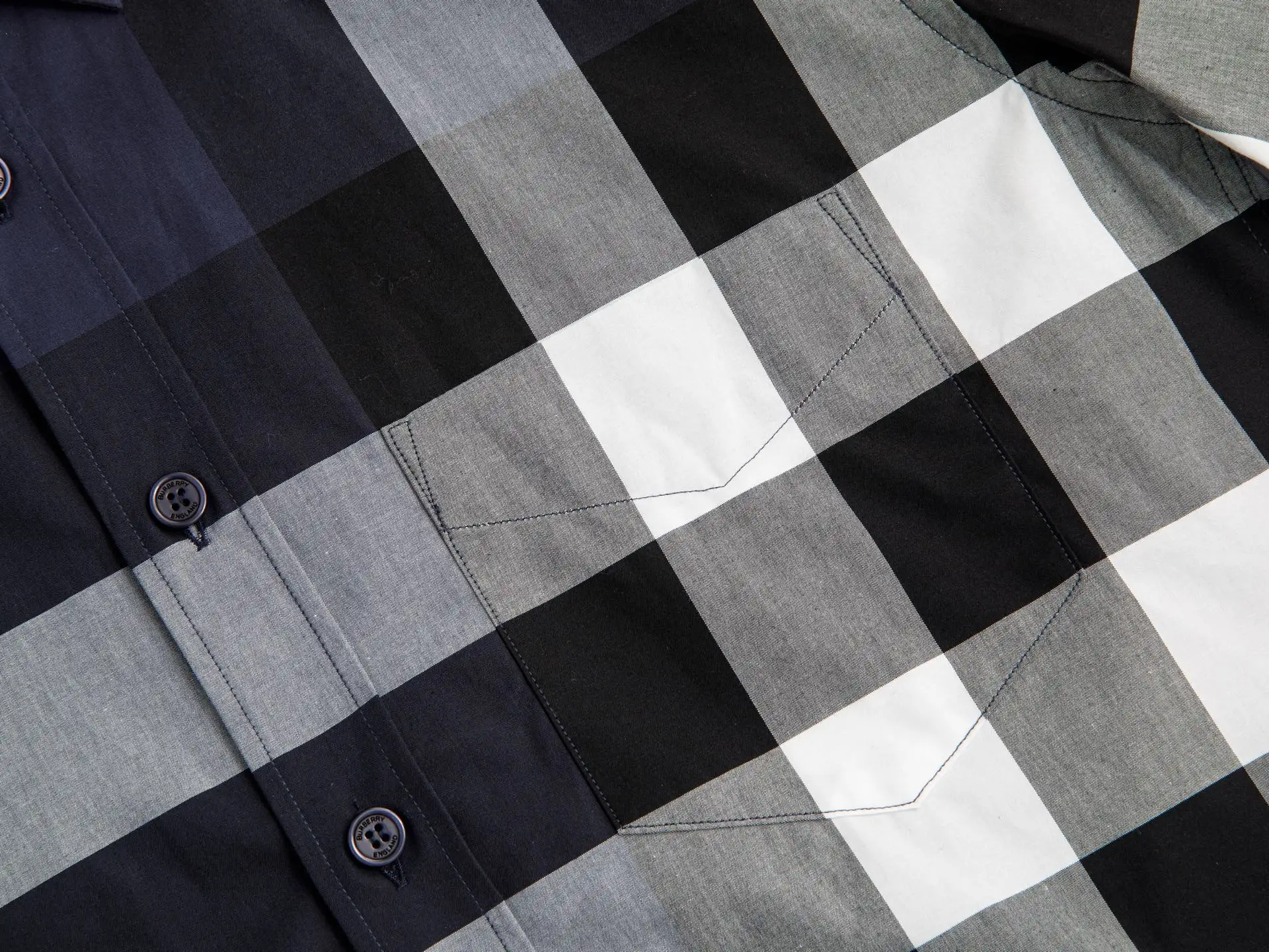 Check Print Short-Sleeve Cotton Shirt D14015962 — view 7