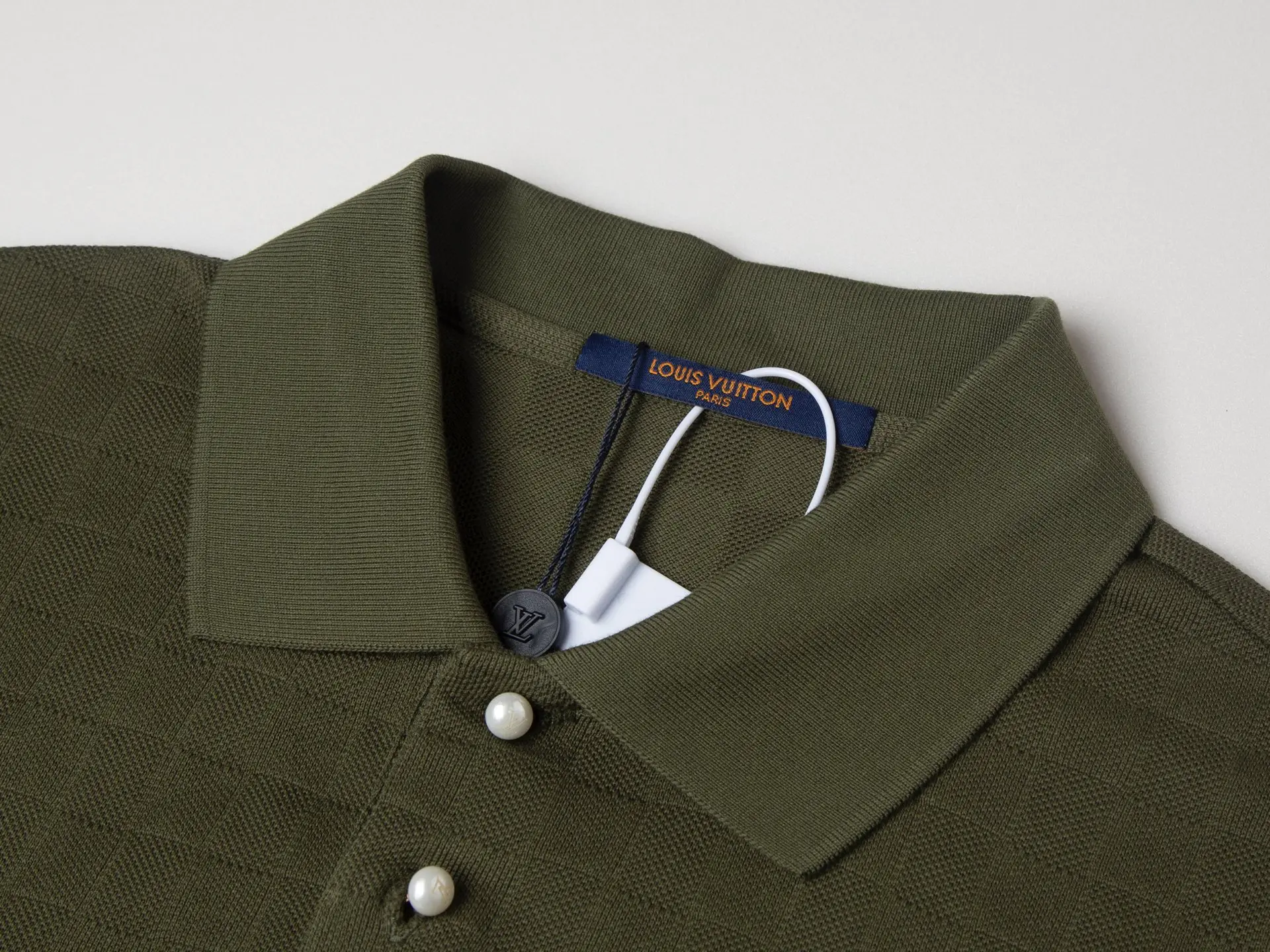 Damier Embroidered Polo Shirt with Pearl Buttons D14015930 — view 4