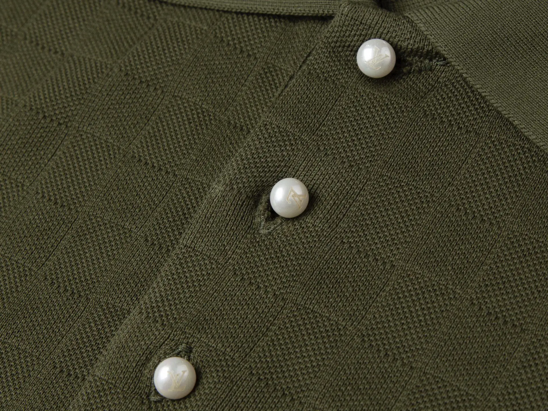 Damier Embroidered Polo Shirt with Pearl Buttons D14015930 — view 5