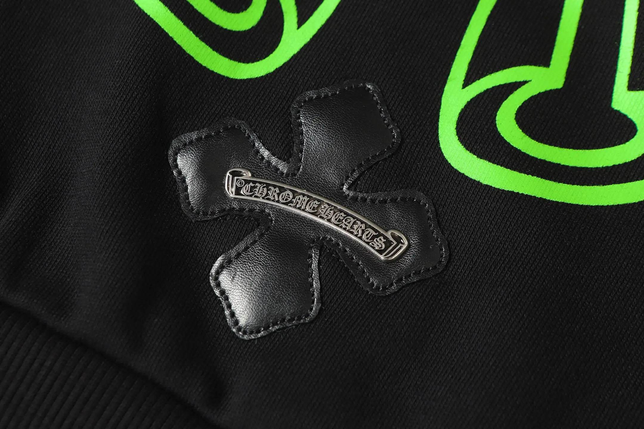 Horseshoe Logo Graphic Hoodie D14513573 — view 10