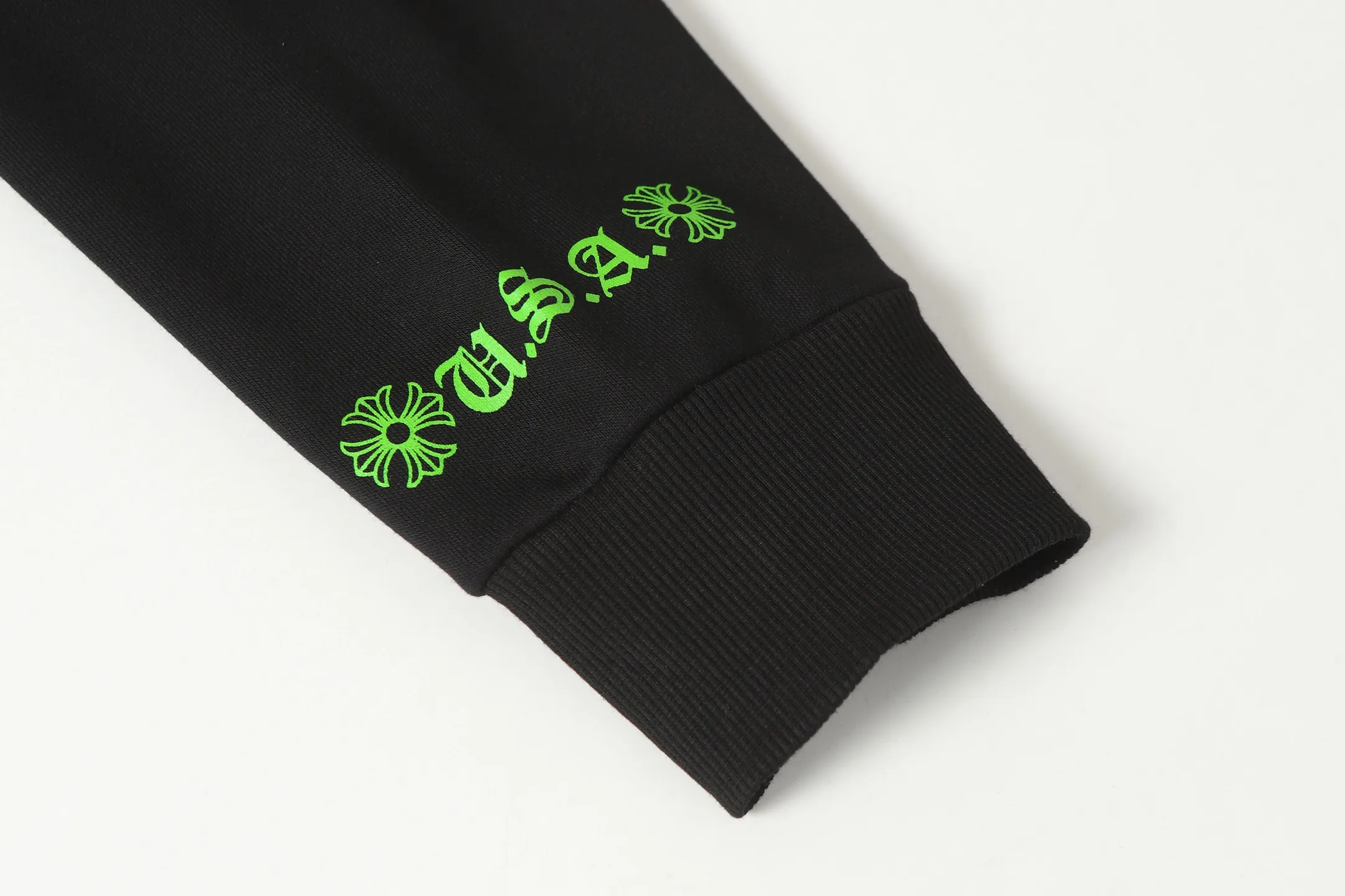 Horseshoe Logo Graphic Hoodie D14513573 — view 13